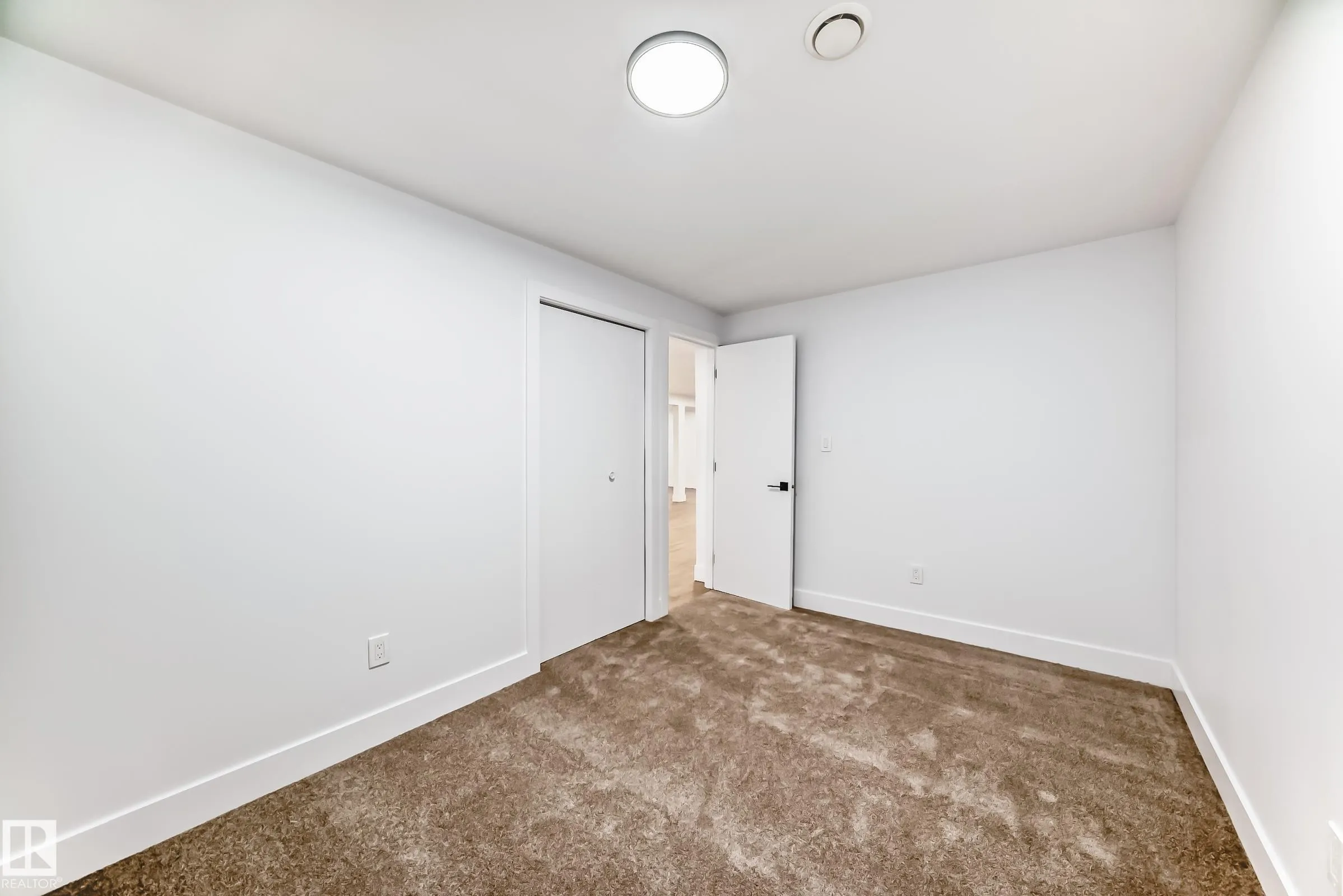 15016 88 Street