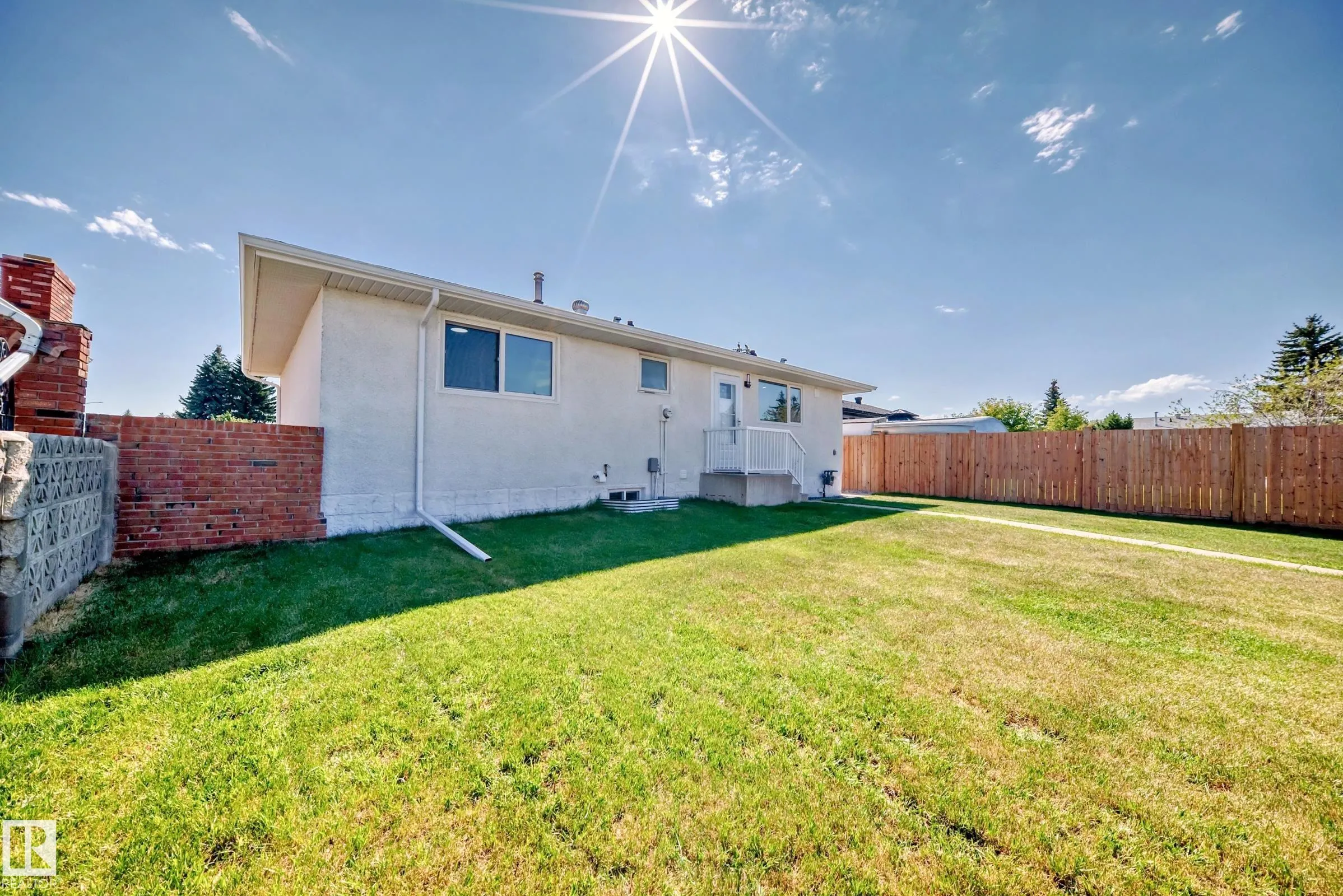 15016 88 Street