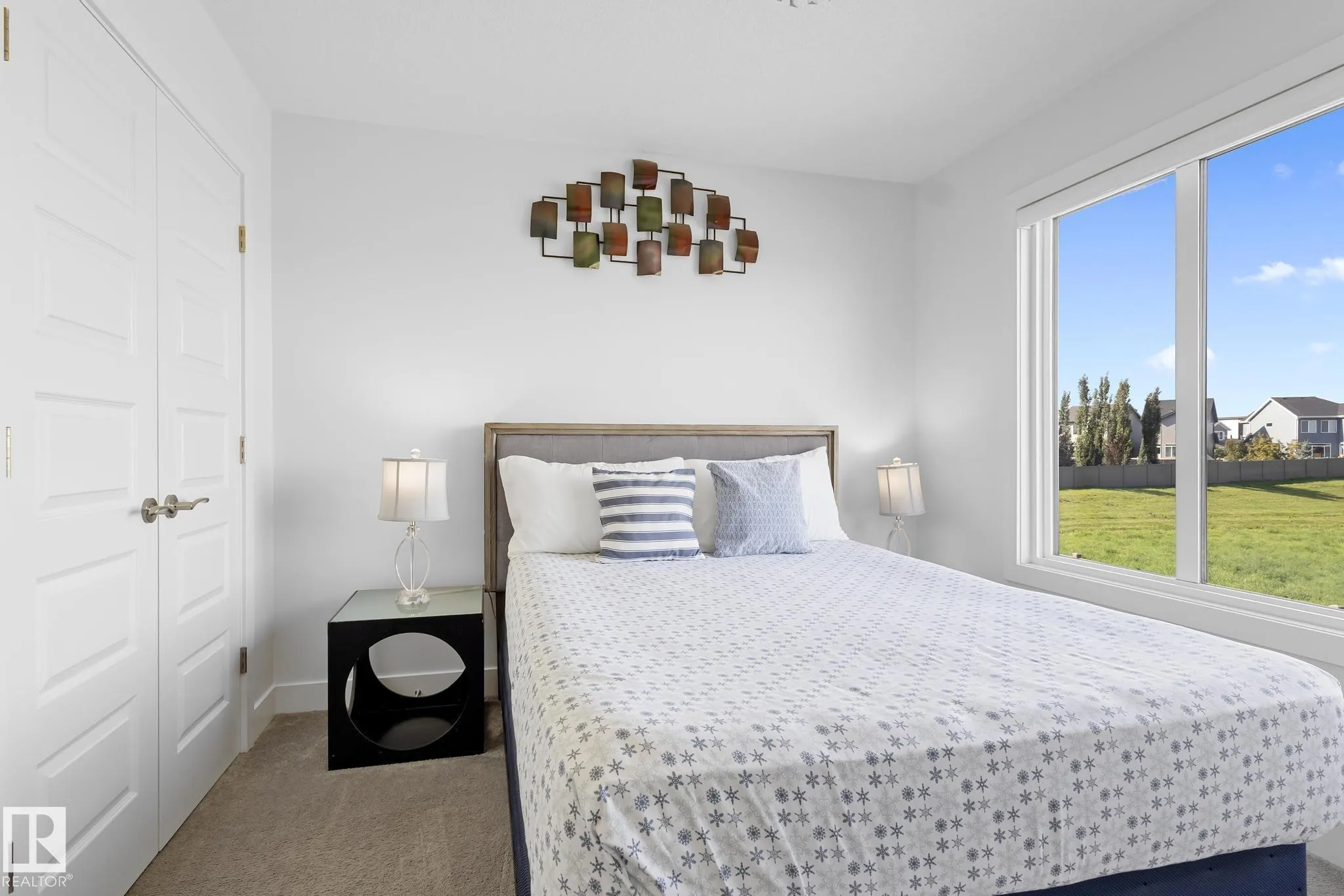 2070 GRAYDON HILL Crescent