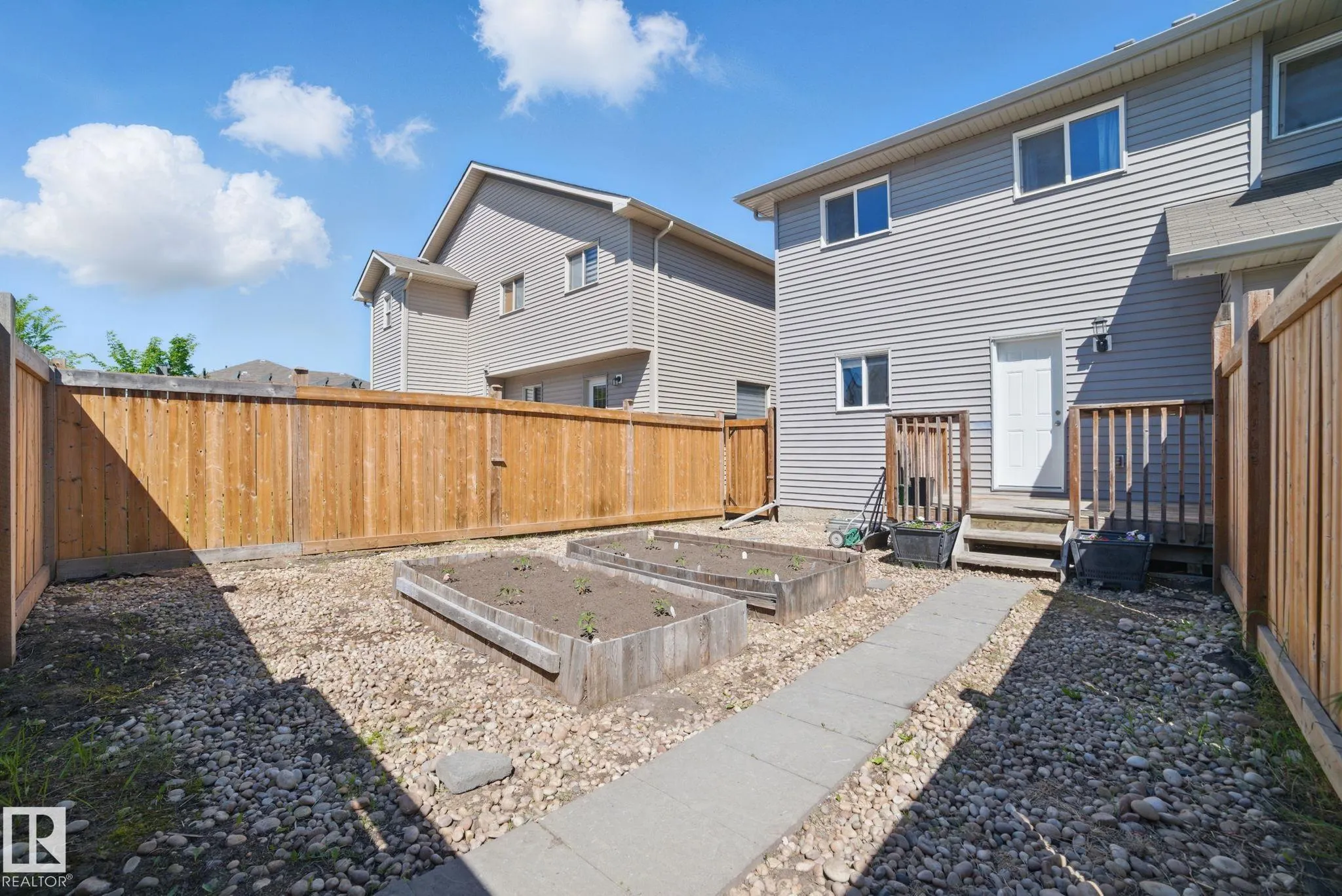 1309 30 Avenue
