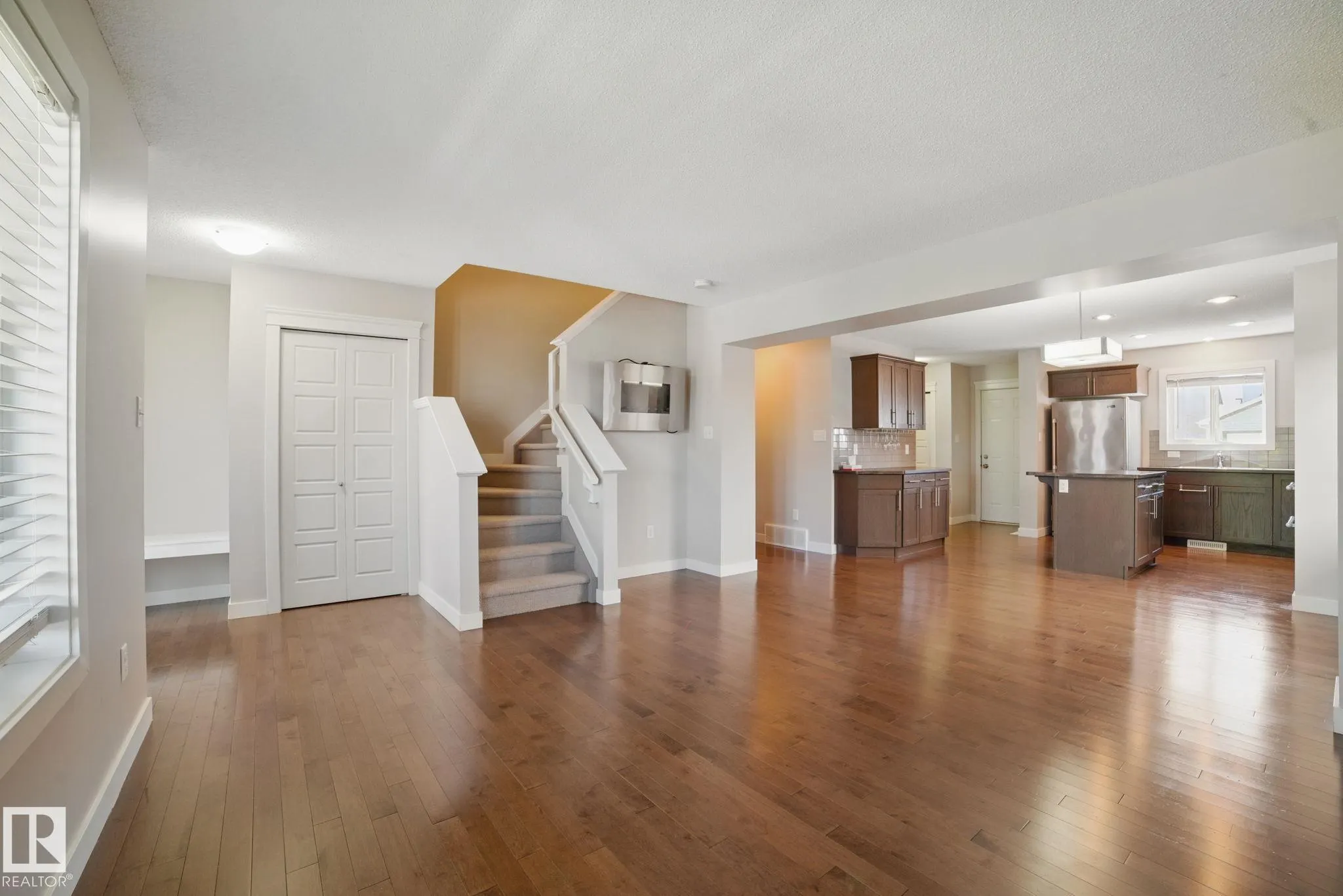 1309 30 Avenue