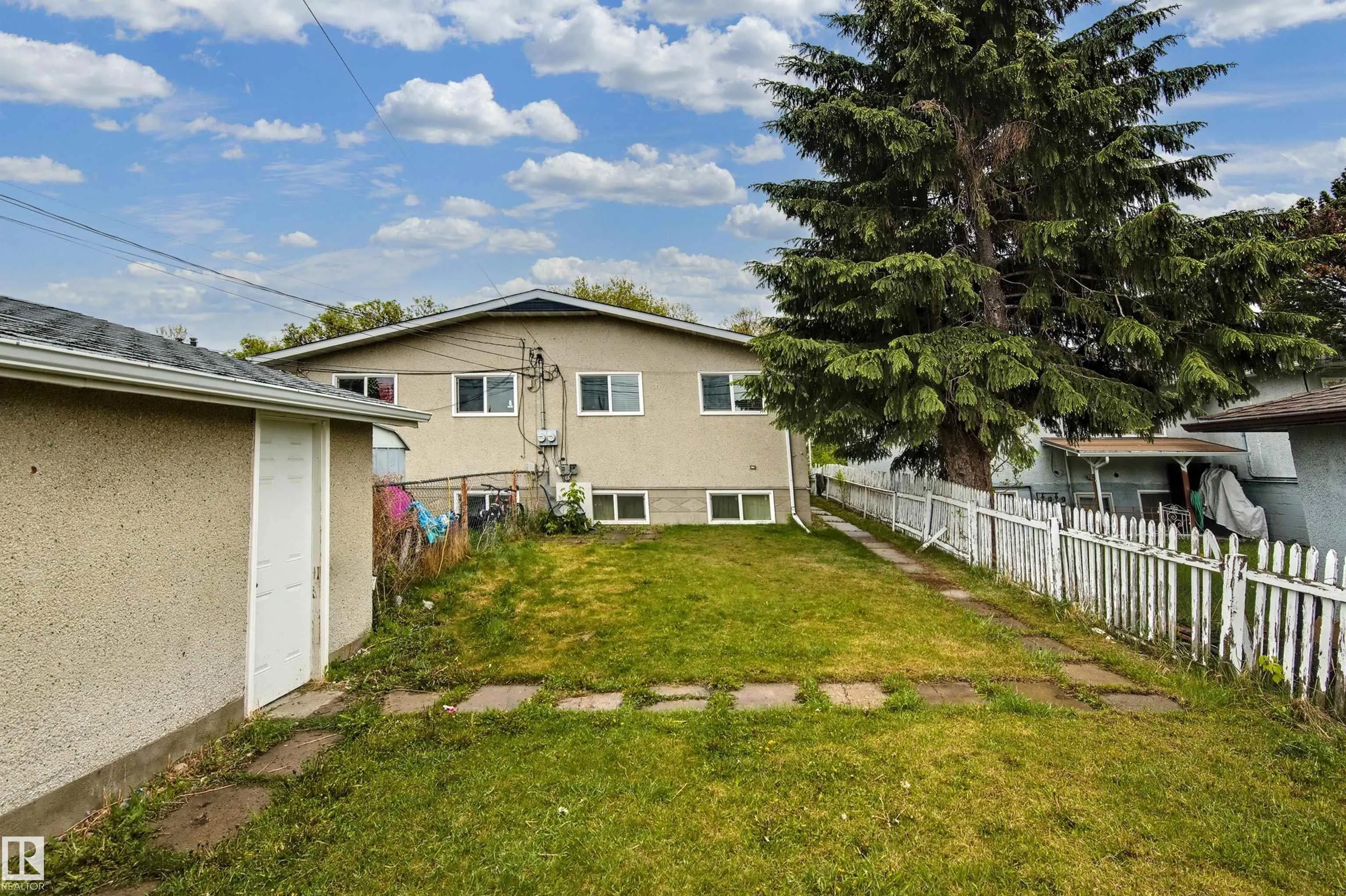 13008-13010 102 Street