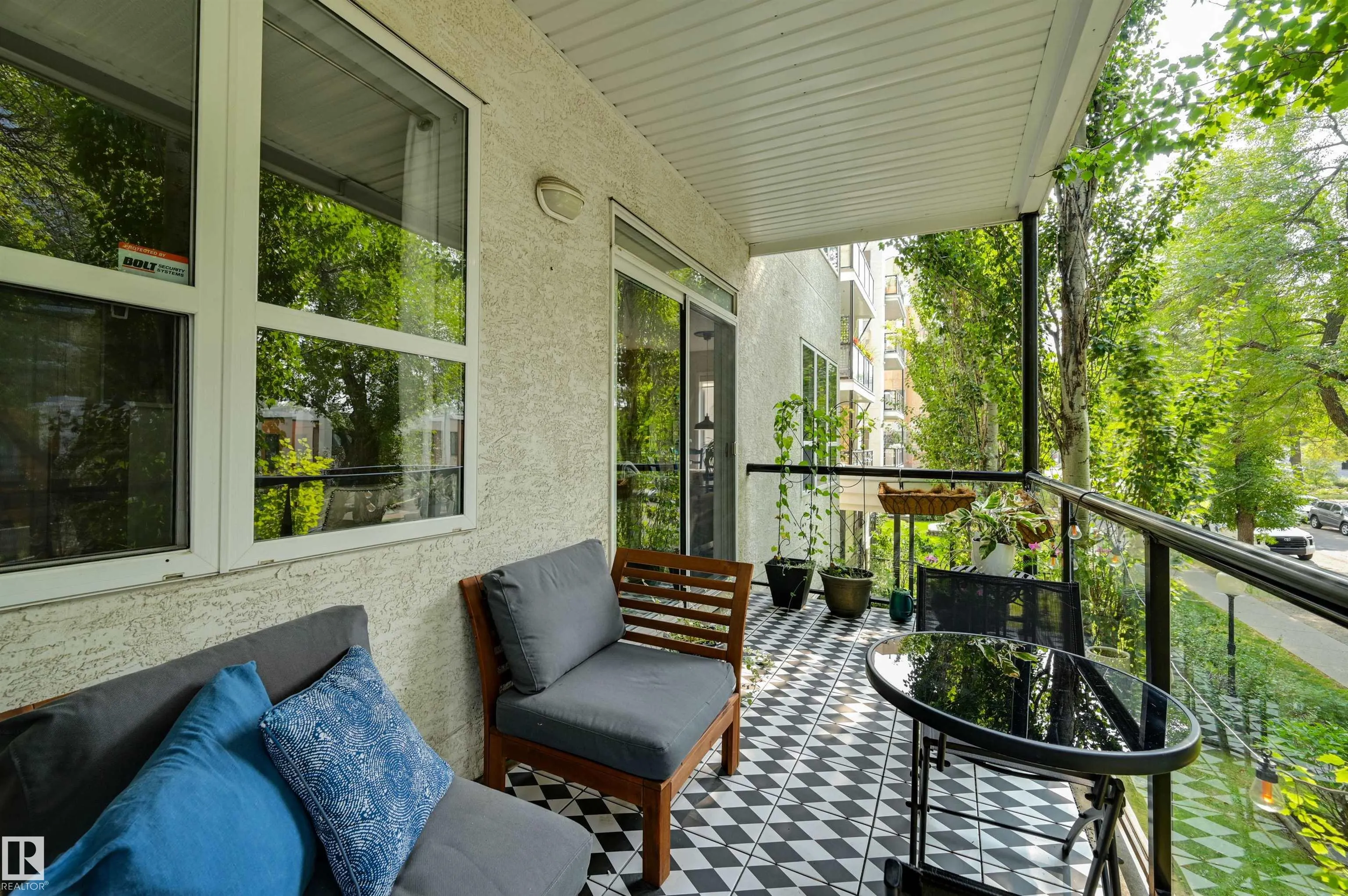 10023 110 Street