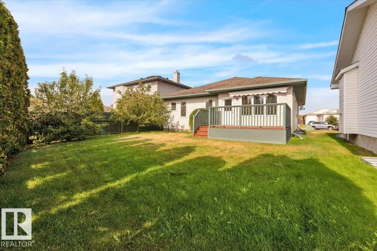 42 BRIDGEVIEW CLOSE