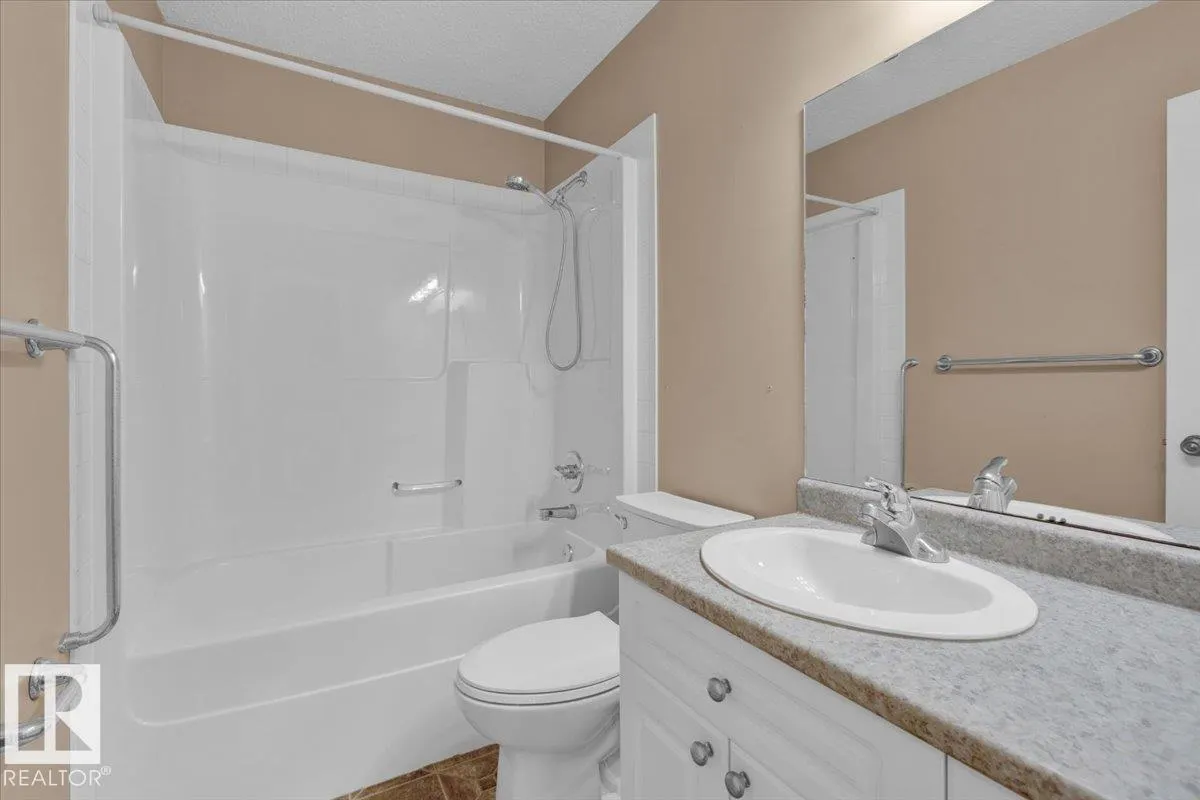42 BRIDGEVIEW CLOSE
