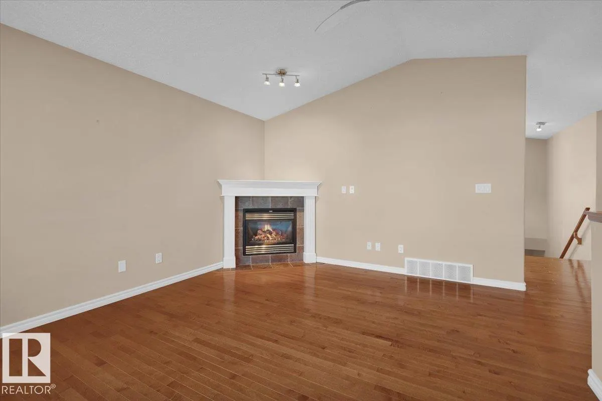 42 BRIDGEVIEW CLOSE