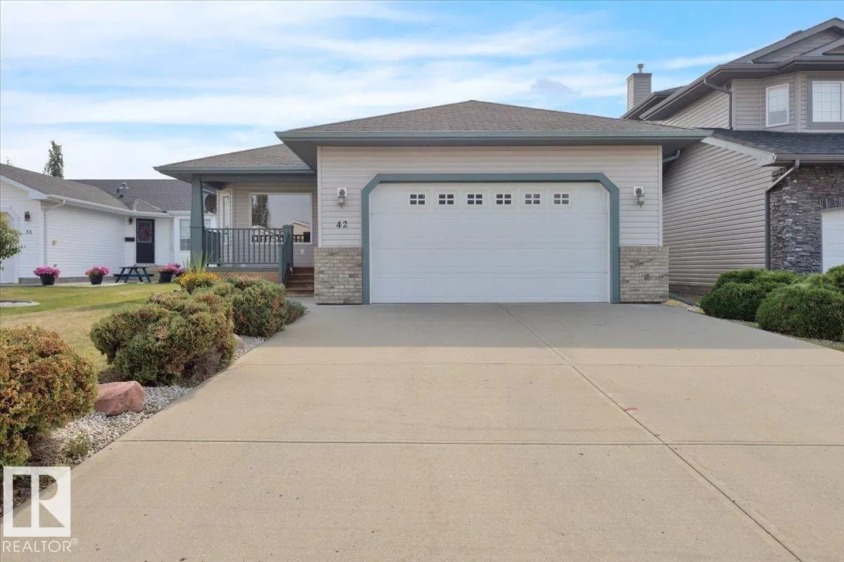 42 BRIDGEVIEW CLOSE