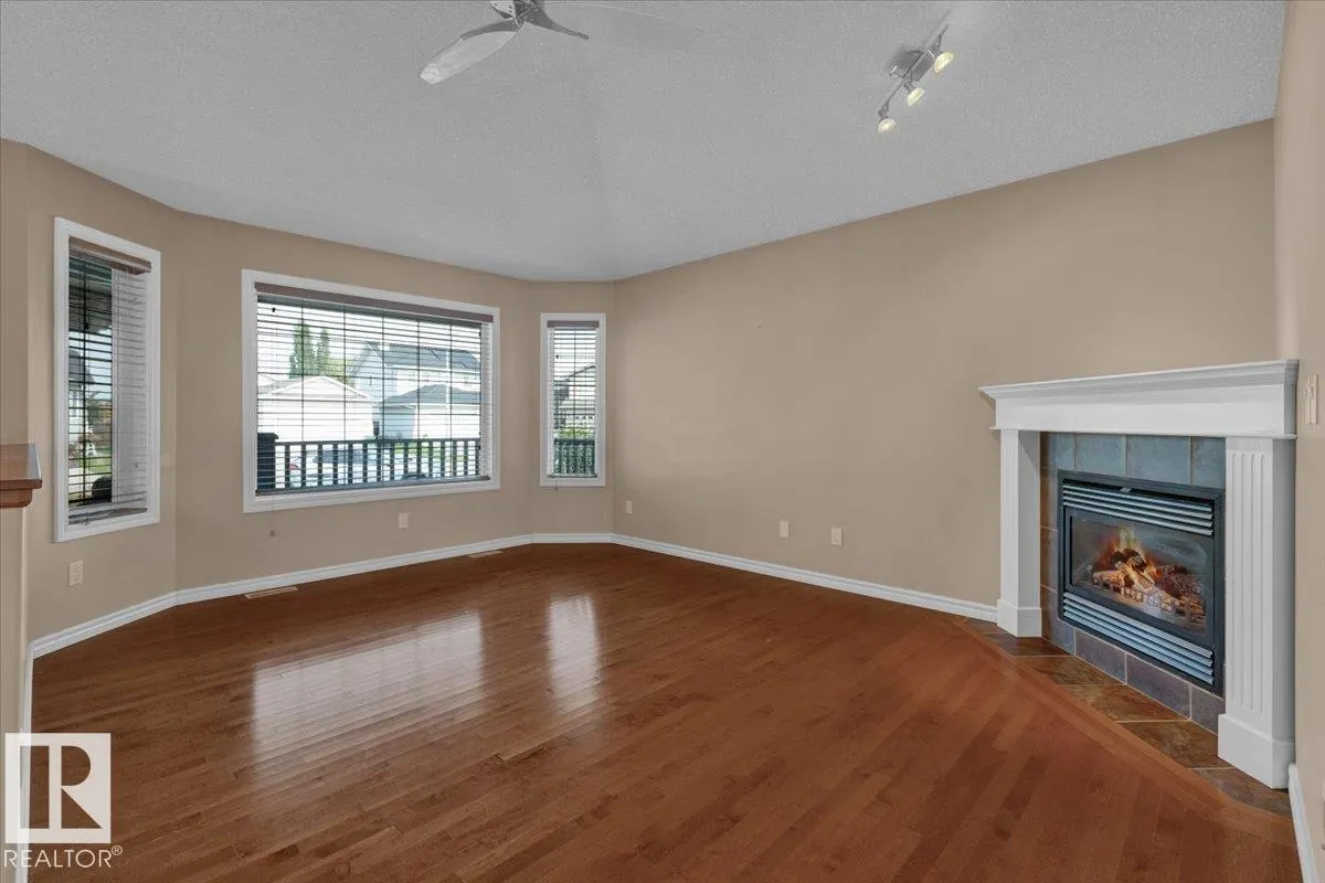 42 BRIDGEVIEW CLOSE