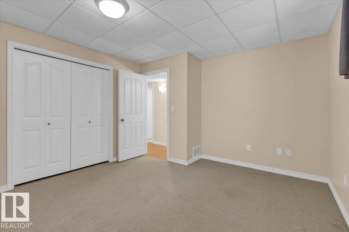 42 BRIDGEVIEW CLOSE