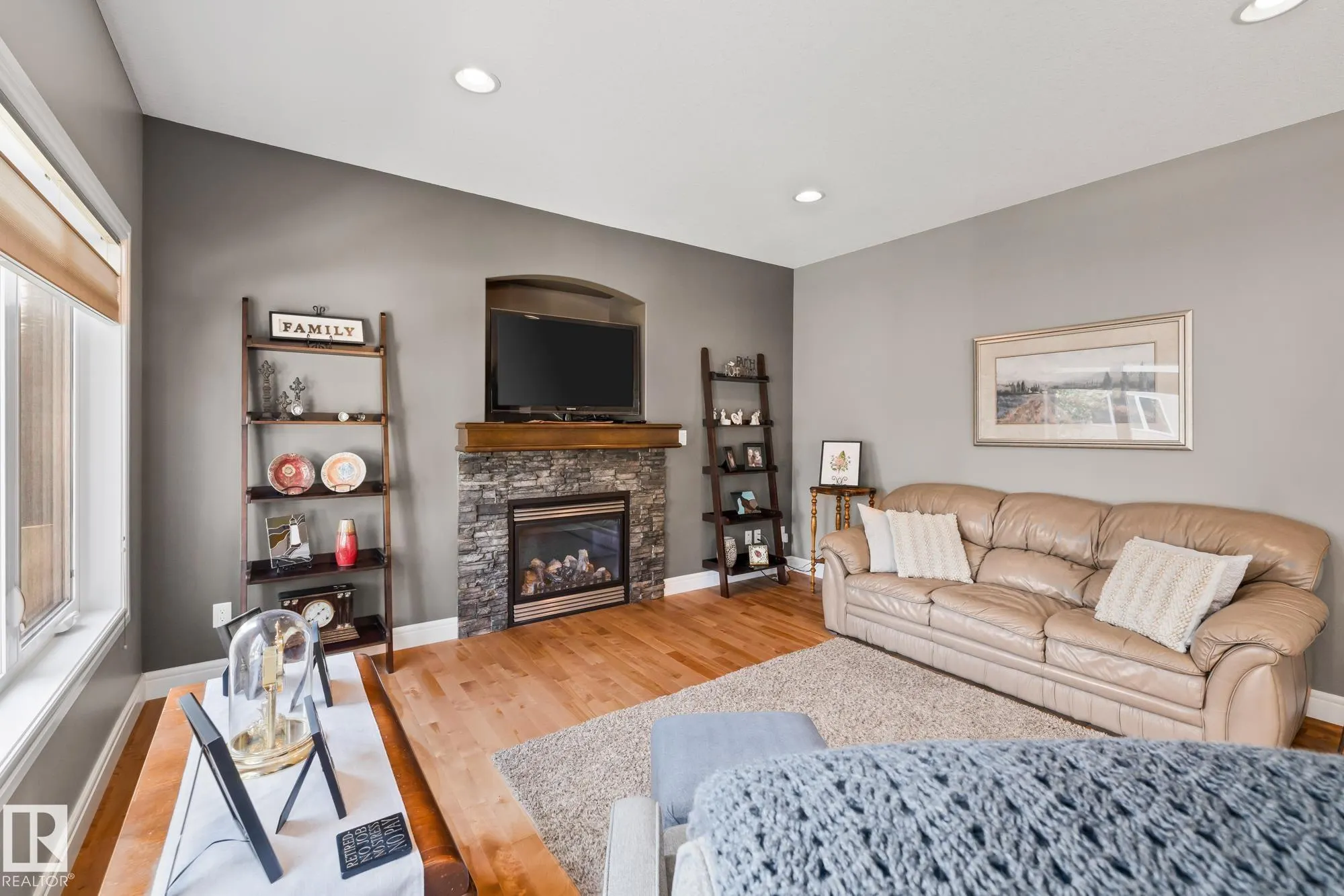 39 HILLSIDE Terrace