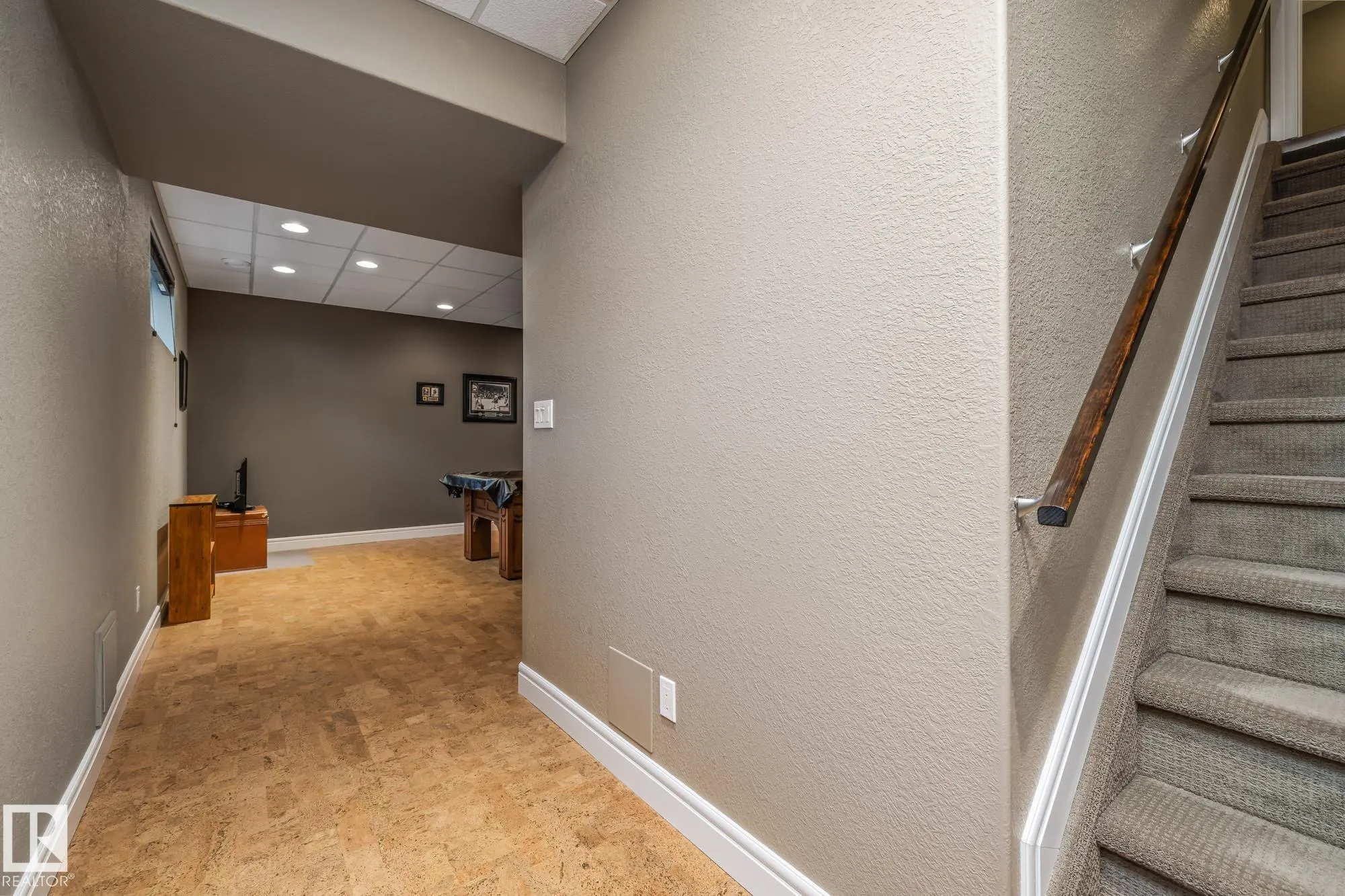 39 HILLSIDE Terrace