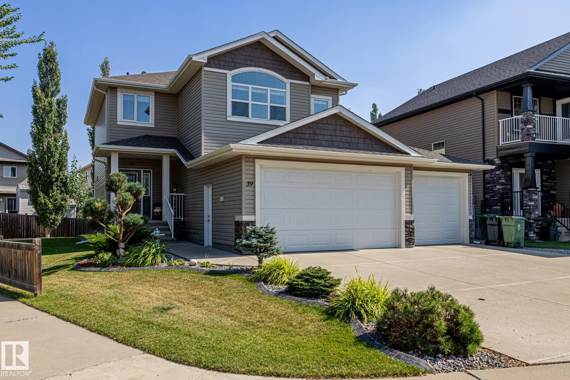 39 HILLSIDE Terrace