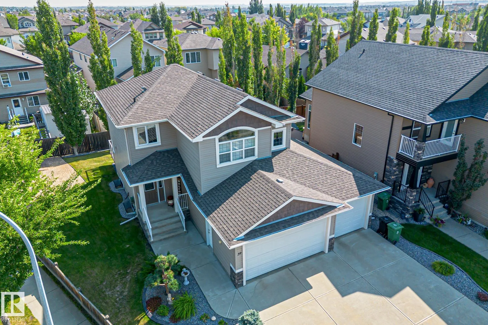 39 HILLSIDE Terrace