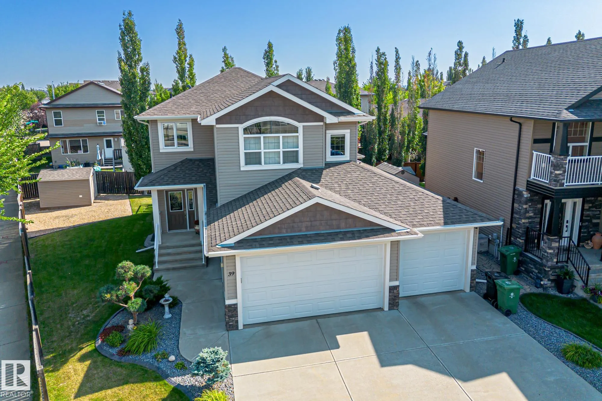 39 HILLSIDE Terrace