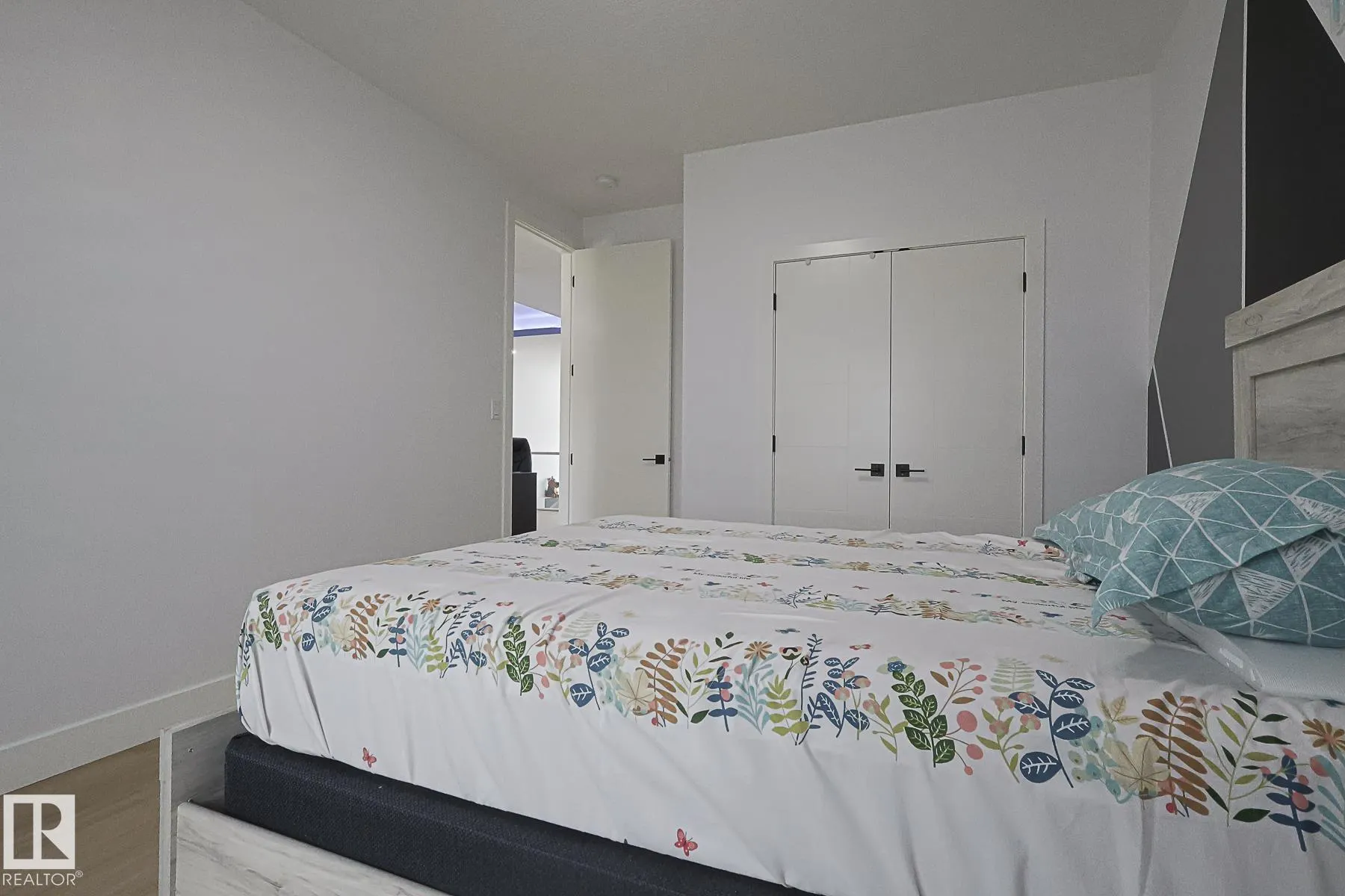 2709 62 AVE