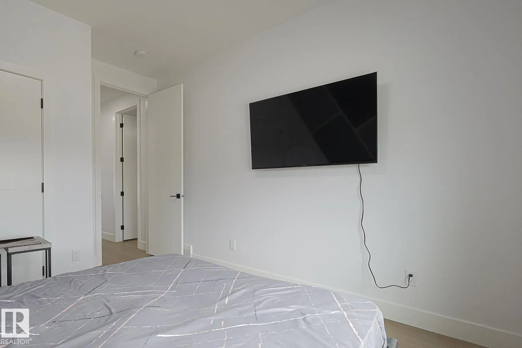 2709 62 AVE