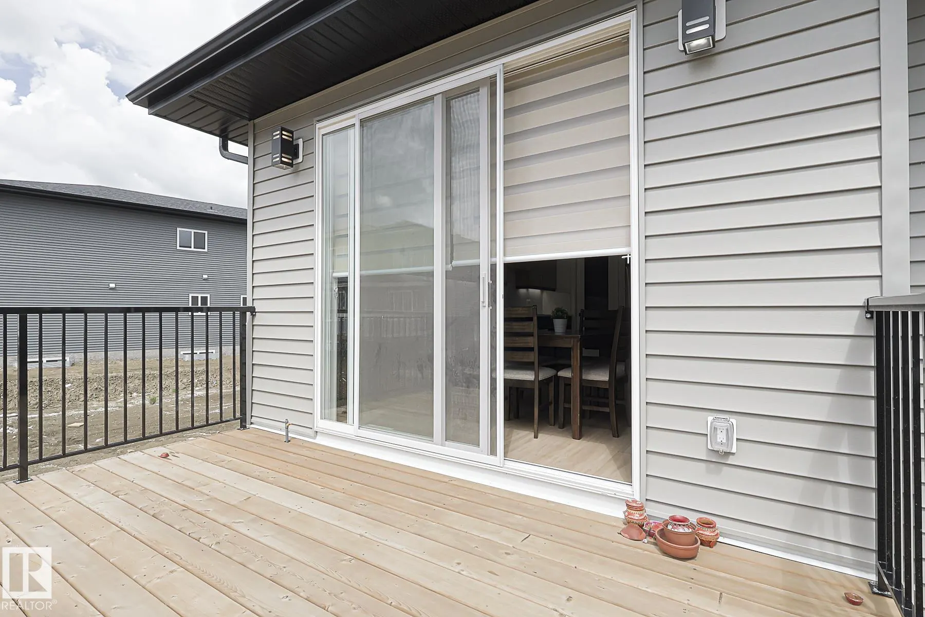 2709 62 AVE