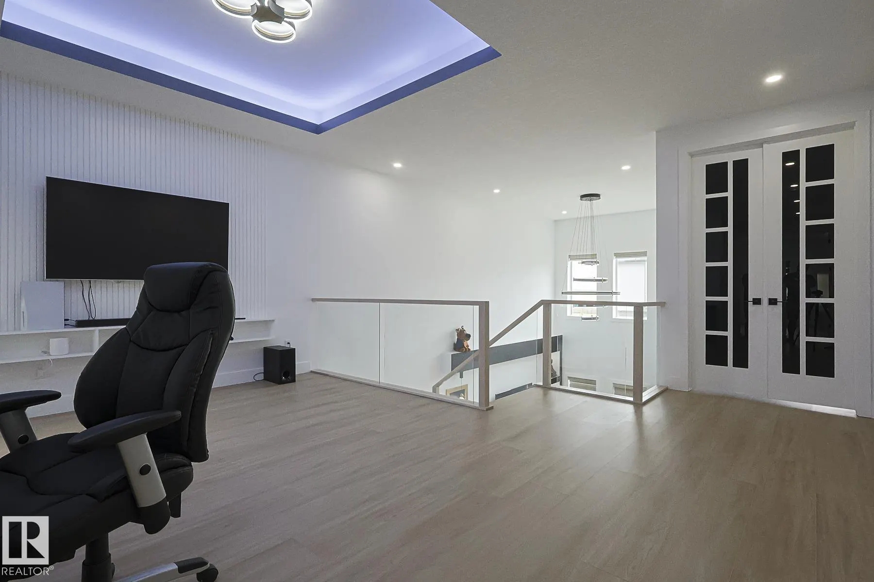 2709 62 AVE