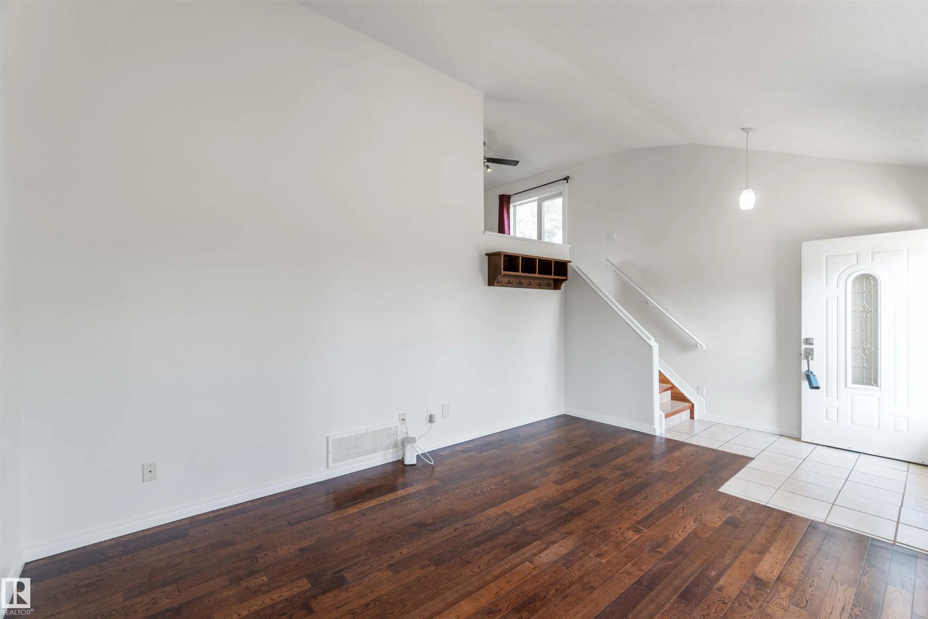 40 LUNNON Drive