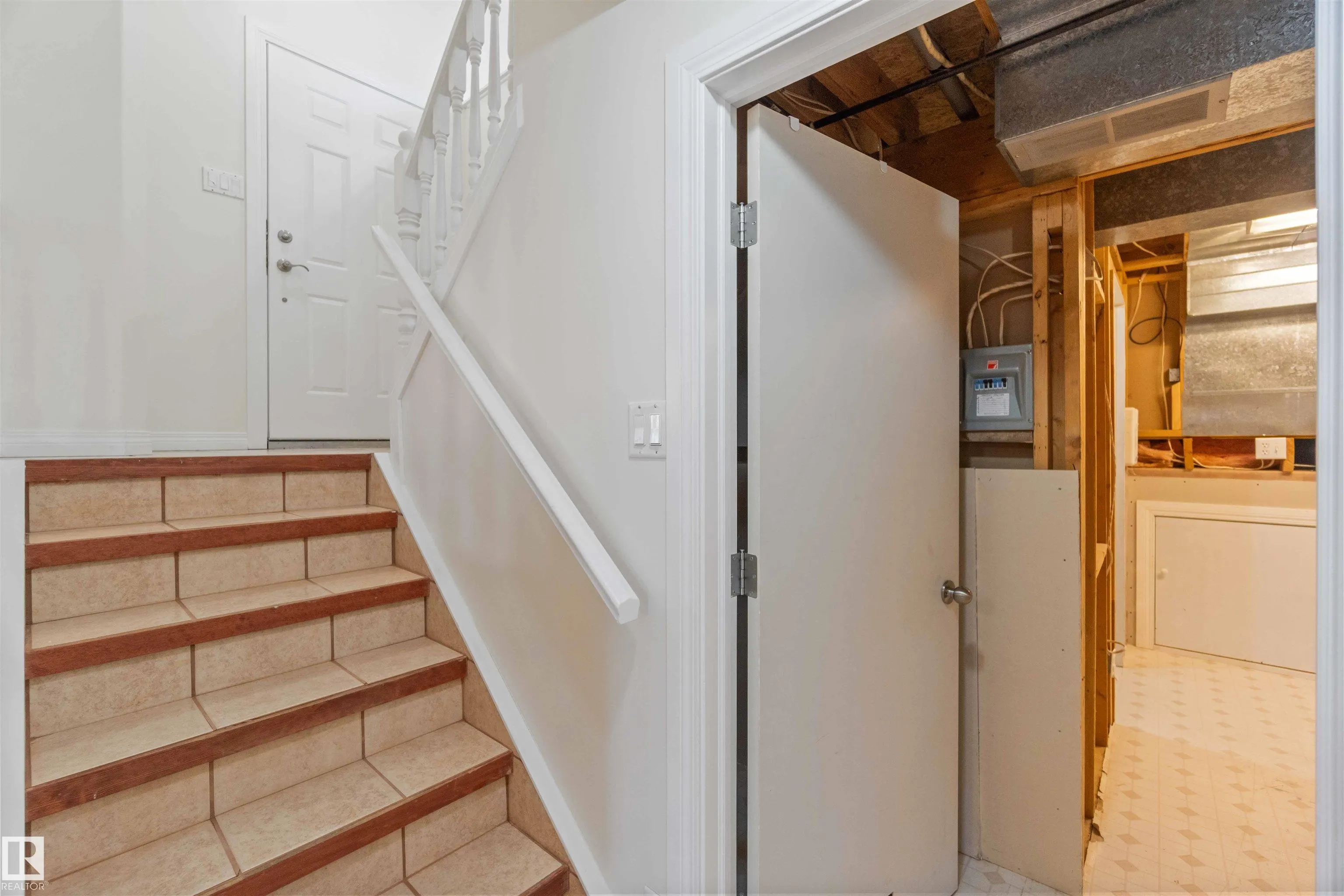 40 LUNNON Drive