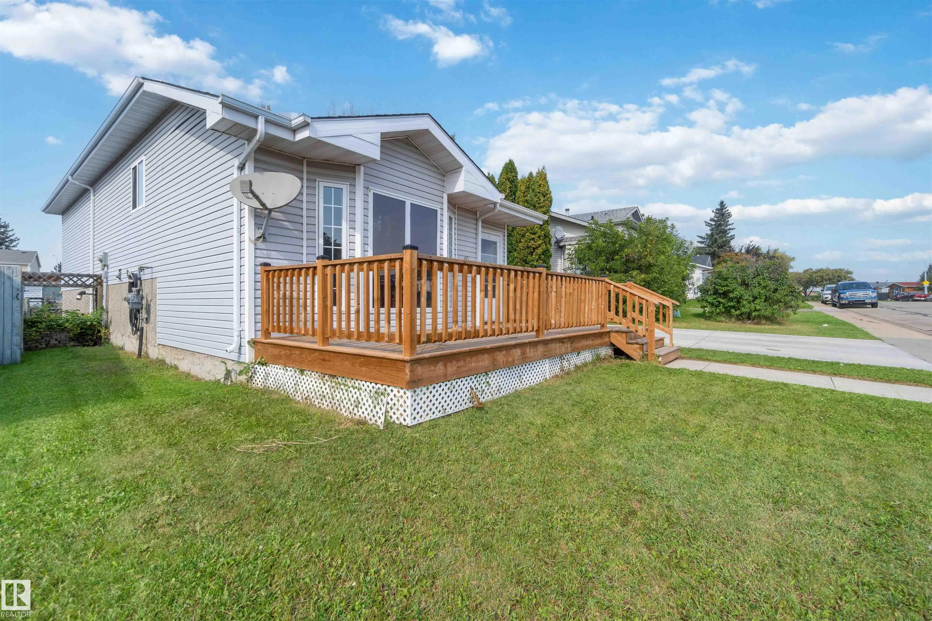 40 LUNNON Drive