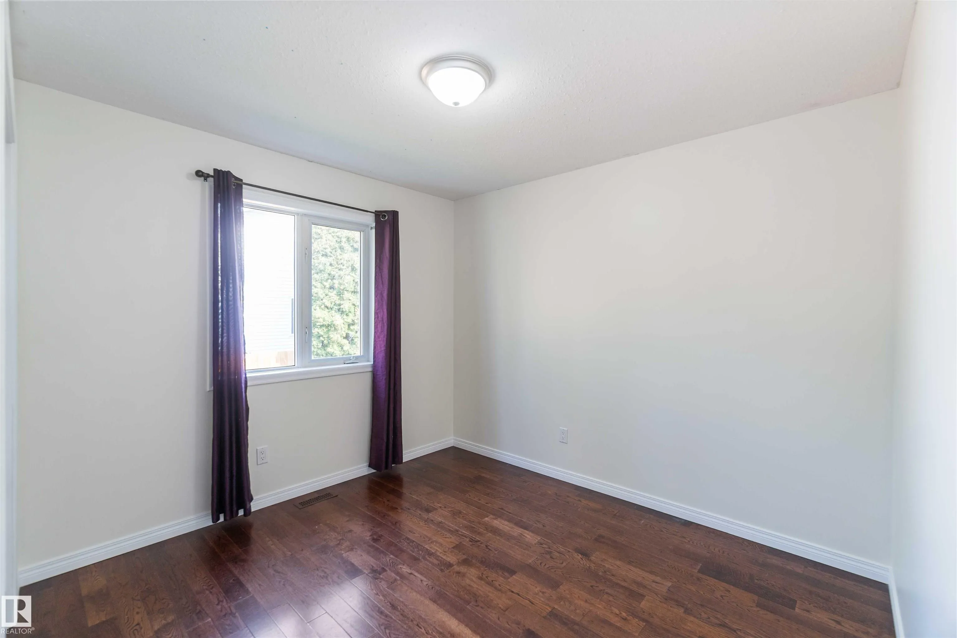 40 LUNNON Drive