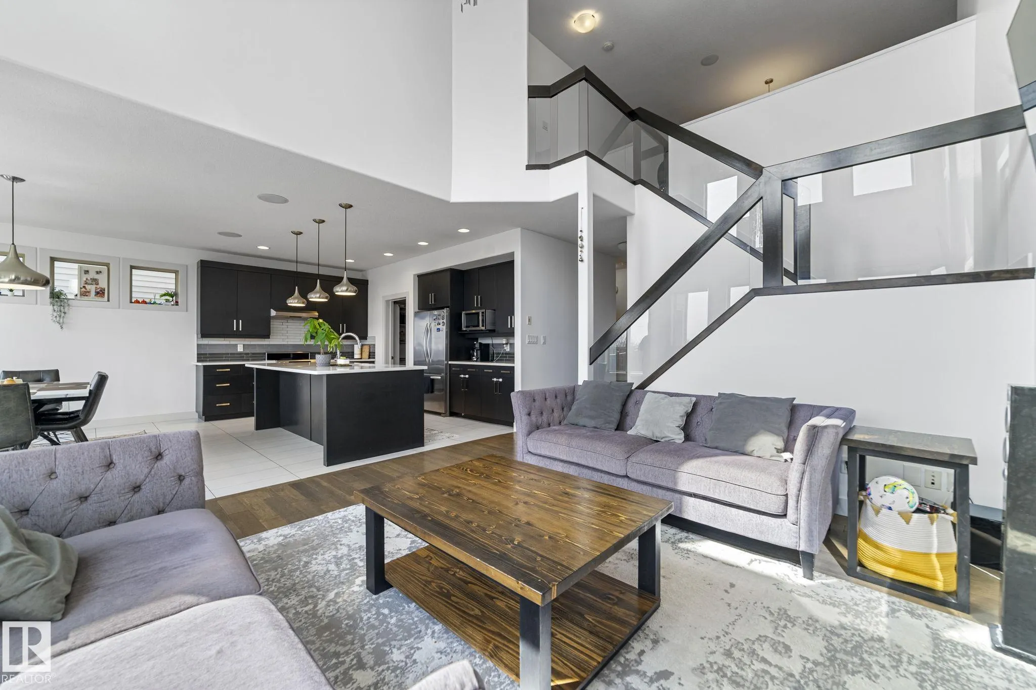 3695 ALLAN Drive