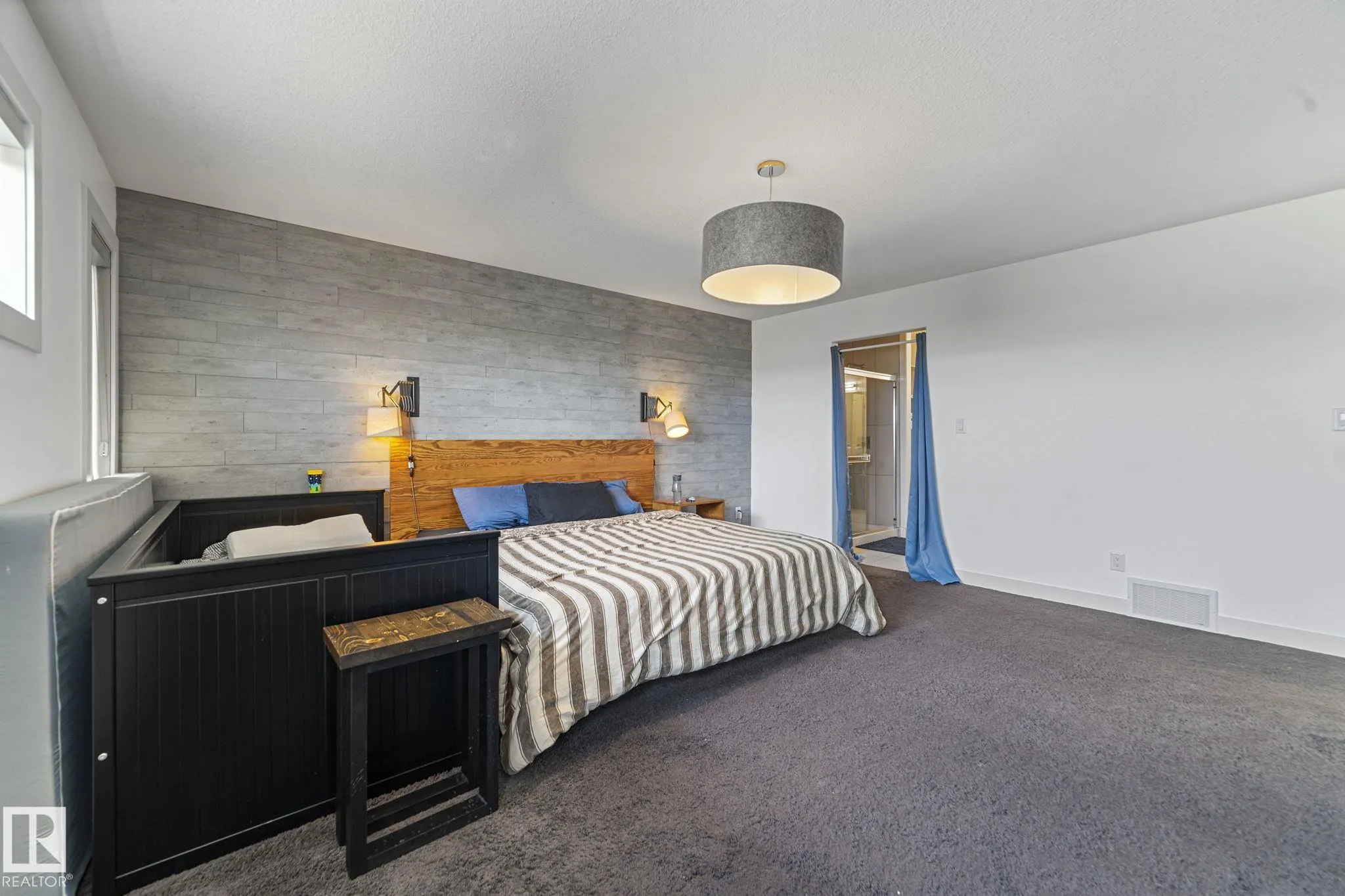 3695 ALLAN Drive