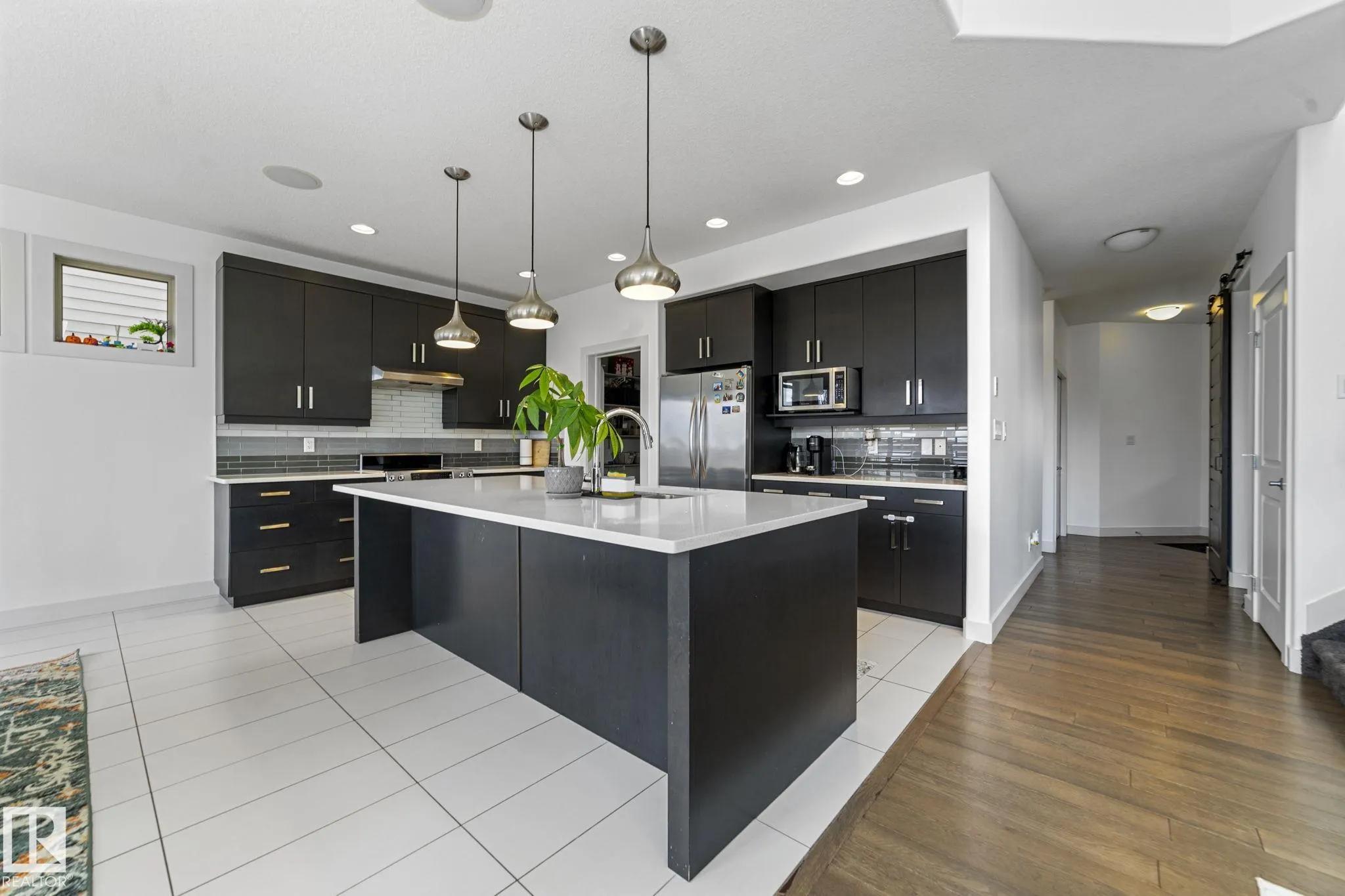 3695 ALLAN Drive