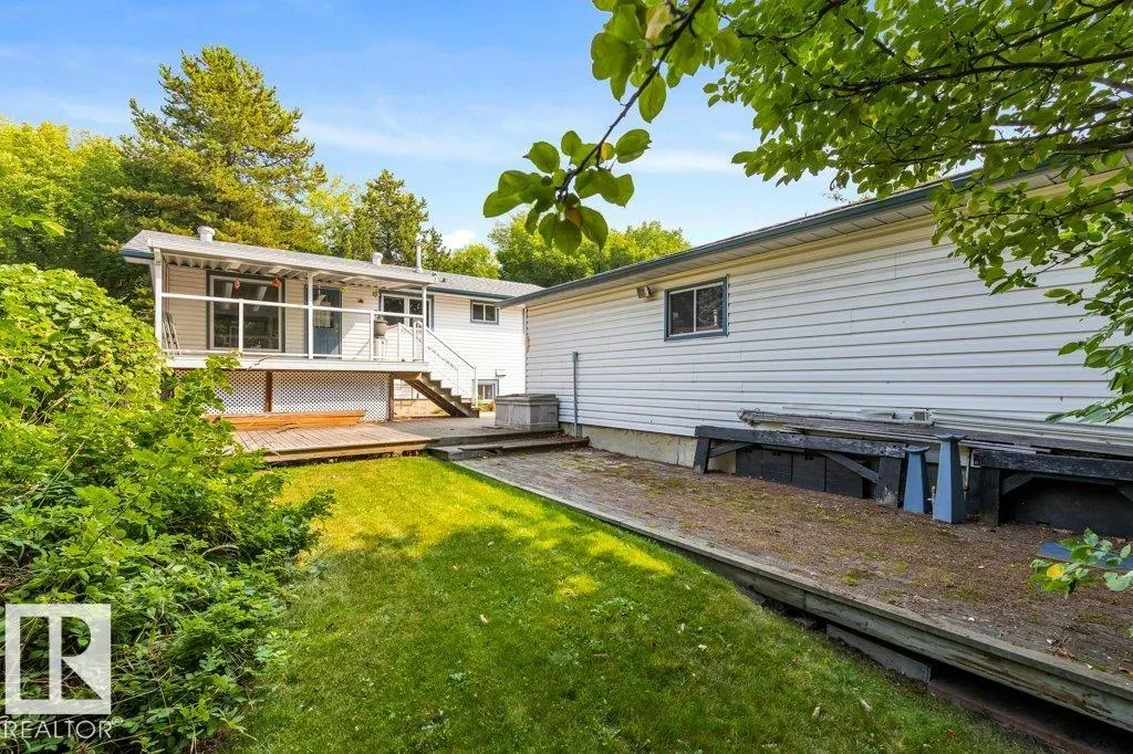 7 BROADVIEW Crescent