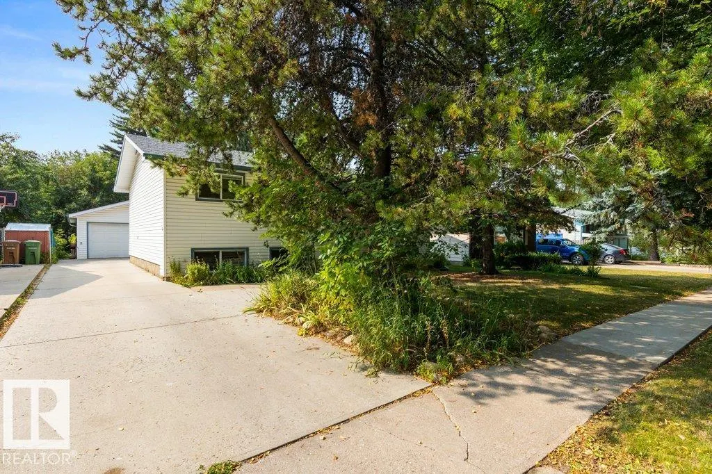7 BROADVIEW Crescent