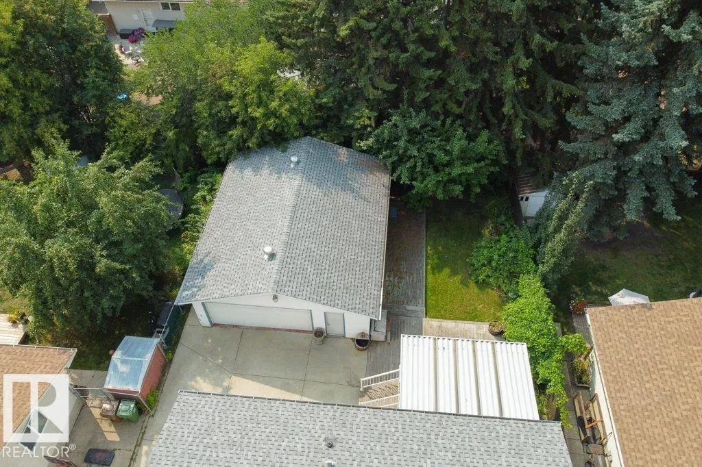 7 BROADVIEW Crescent