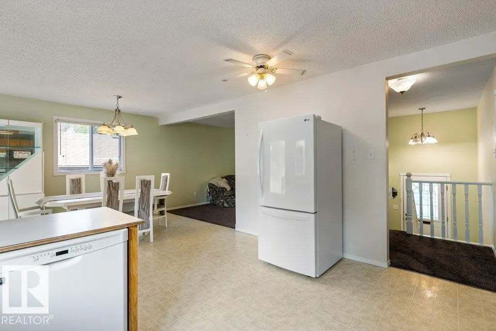 7 BROADVIEW Crescent