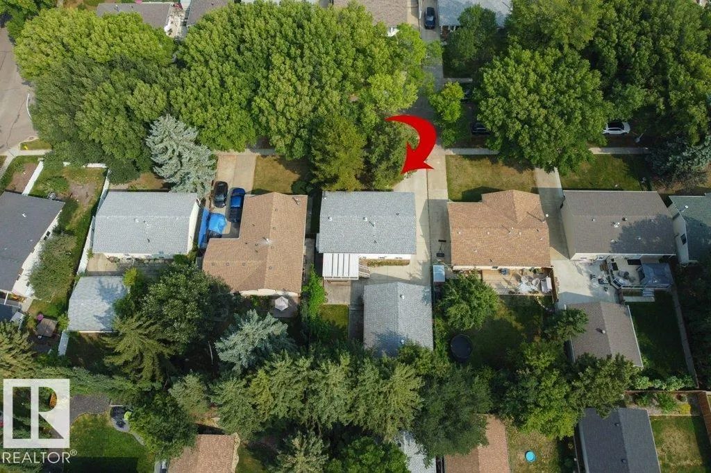 7 BROADVIEW Crescent
