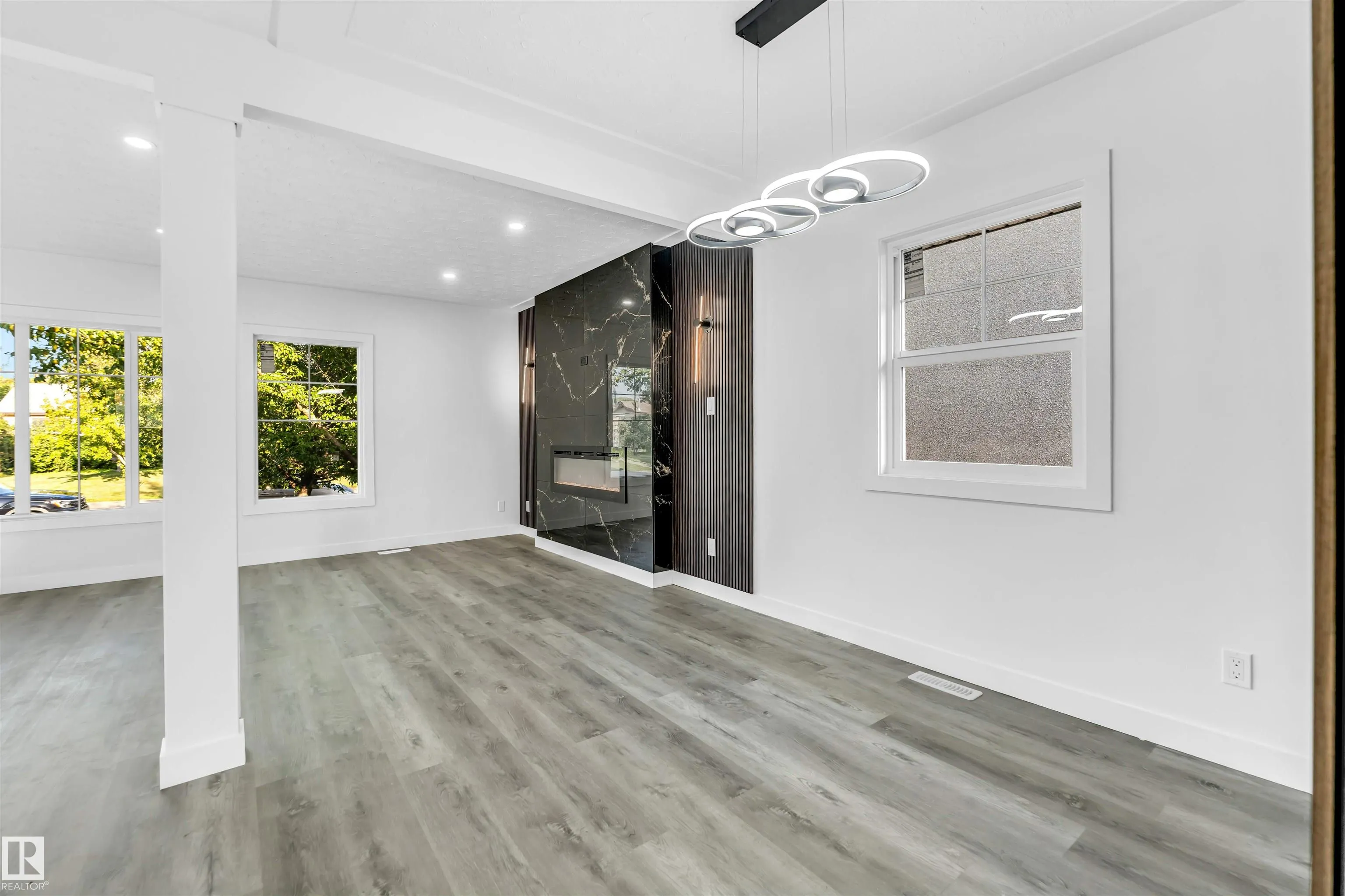 13604 139 Street