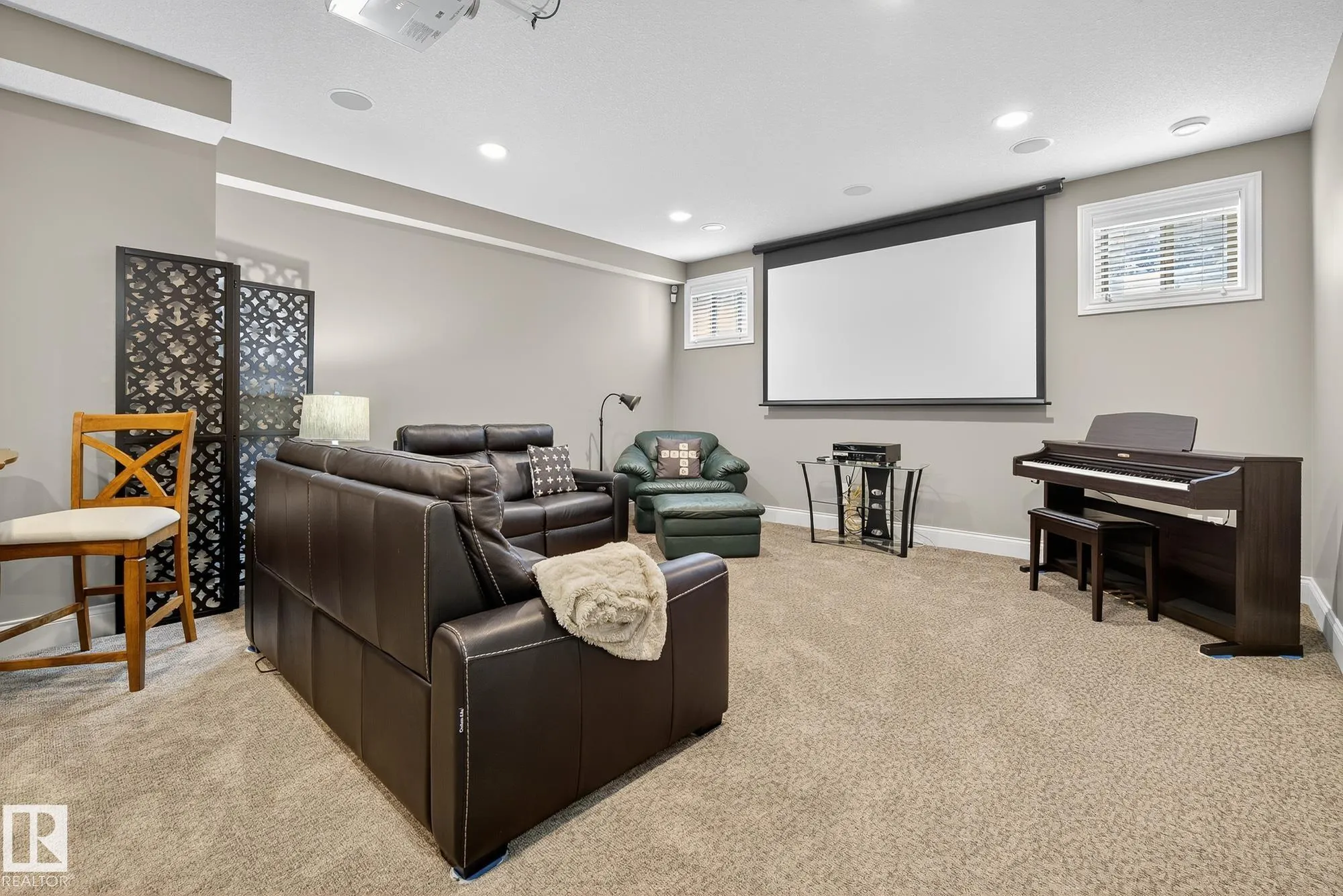 26028 MEADOWVIEW Drive