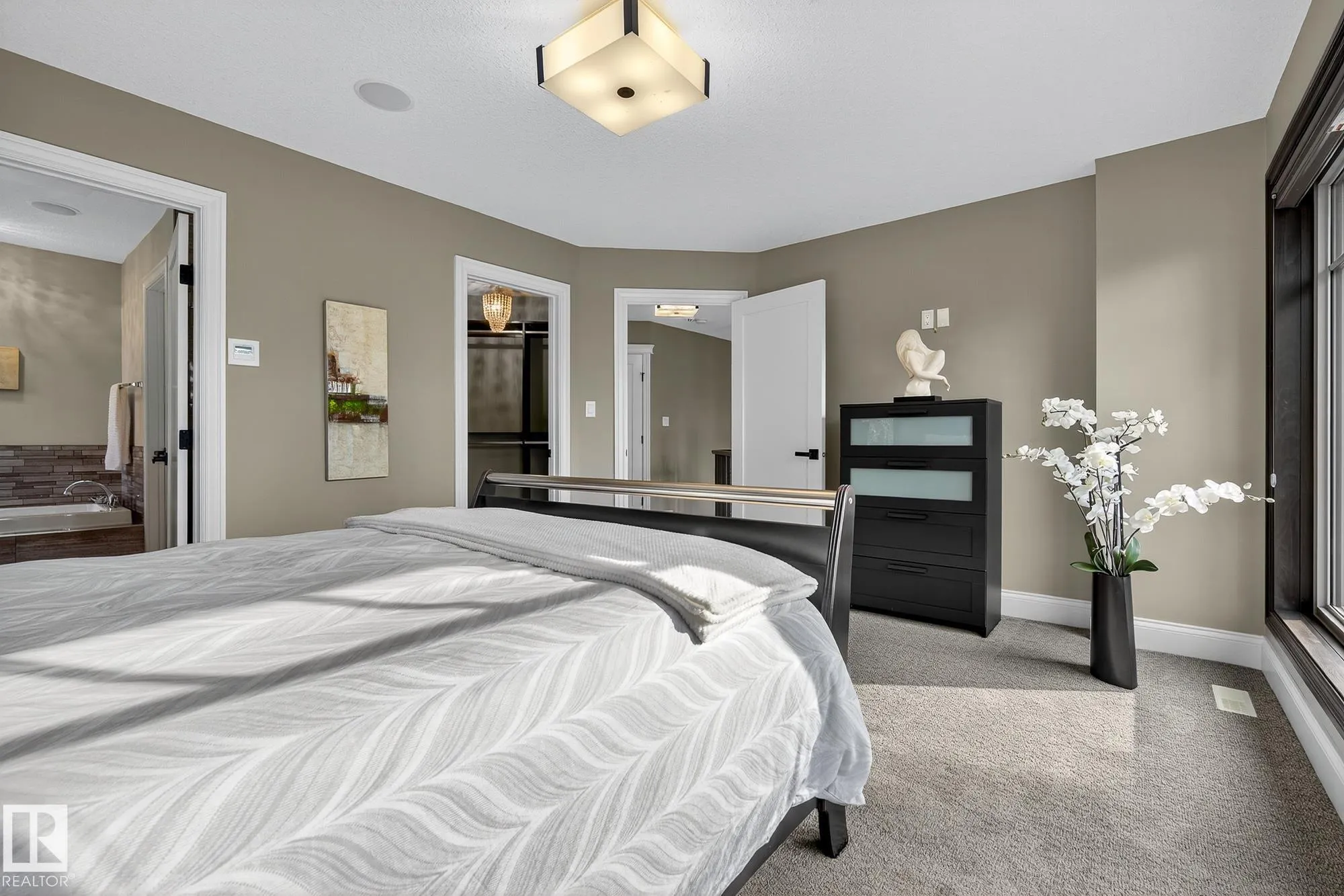 26028 MEADOWVIEW Drive