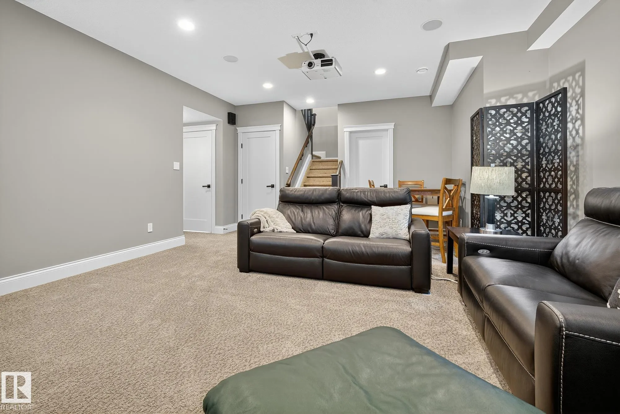 26028 MEADOWVIEW Drive