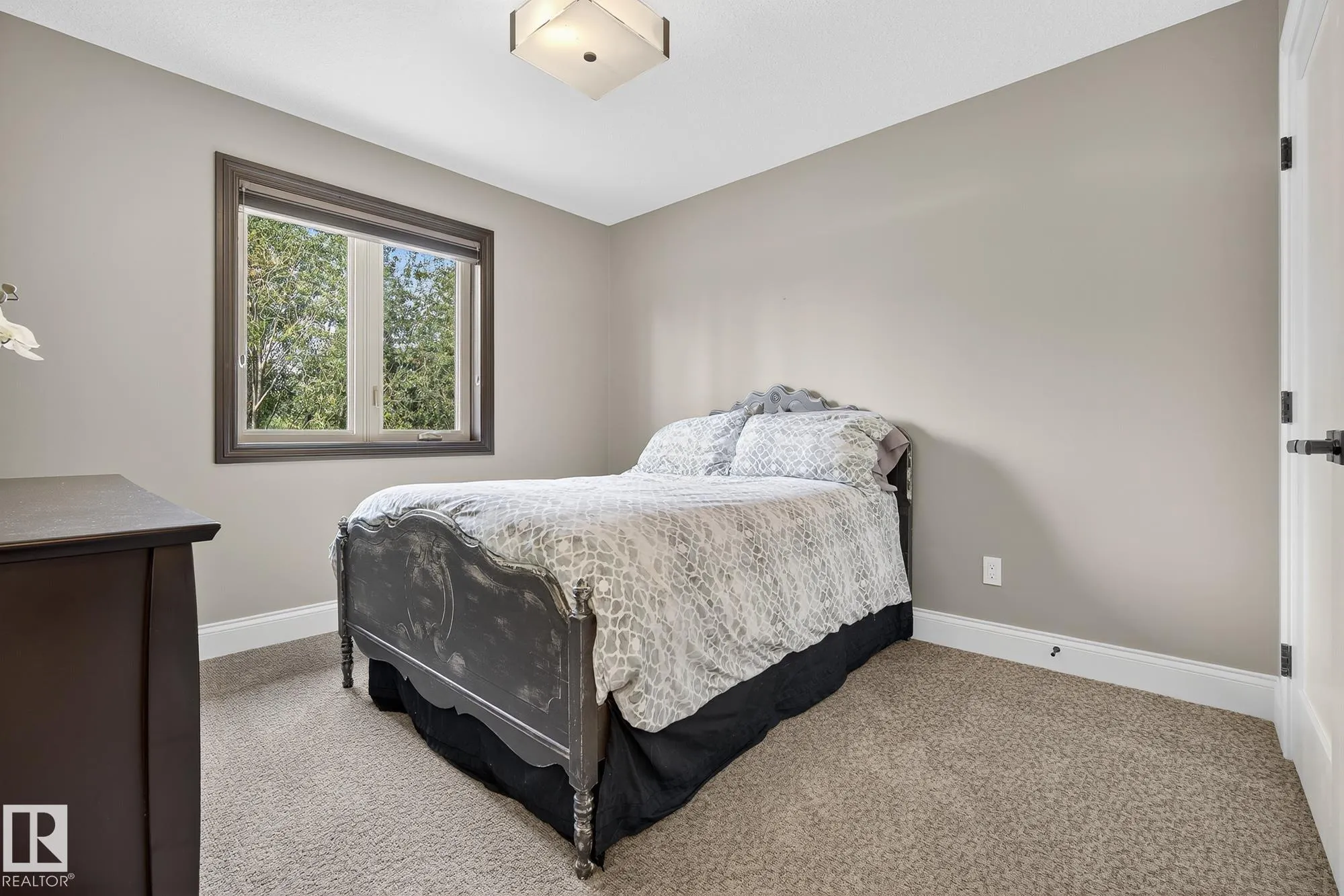 26028 MEADOWVIEW Drive