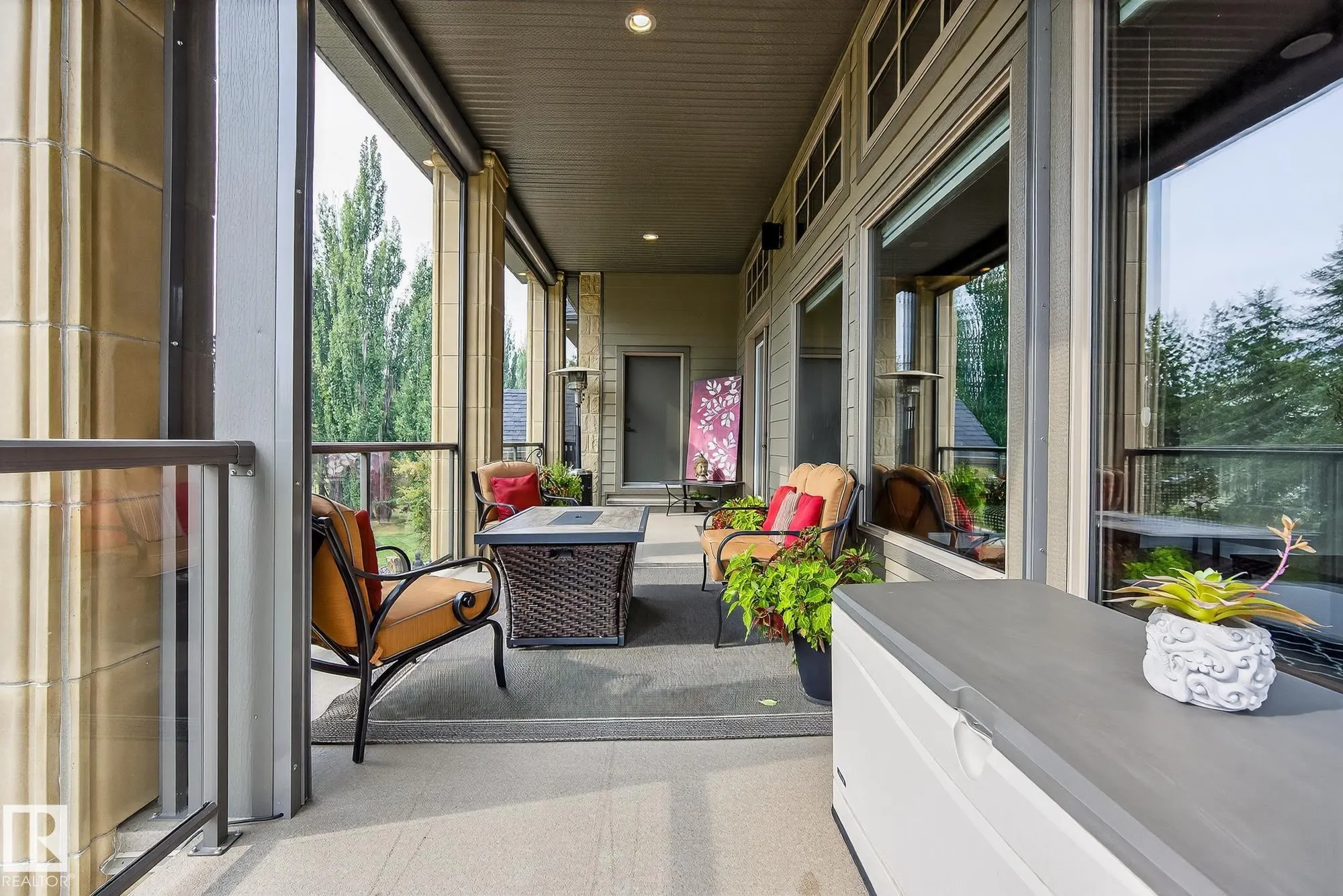 26028 MEADOWVIEW Drive