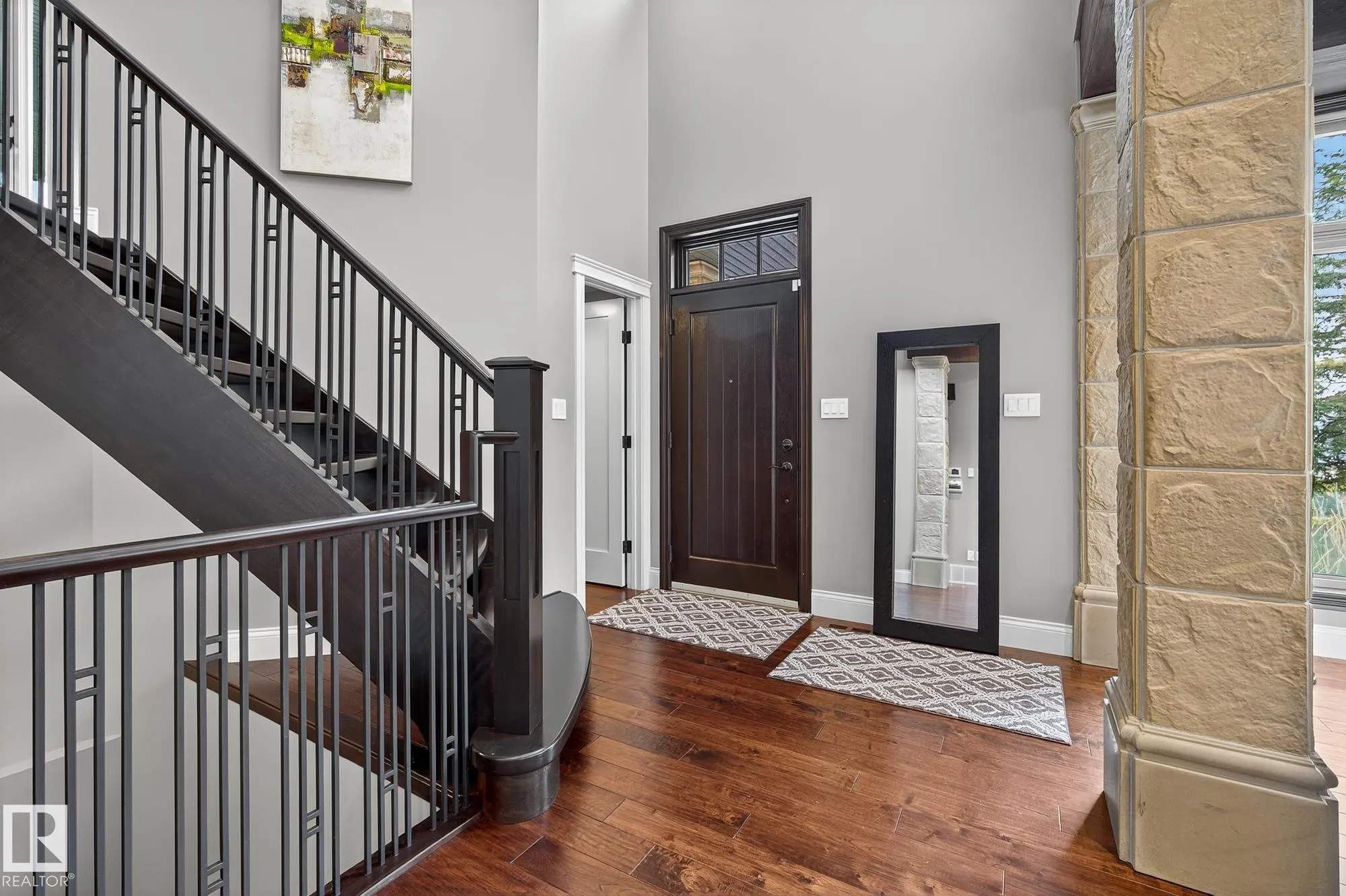 26028 MEADOWVIEW Drive