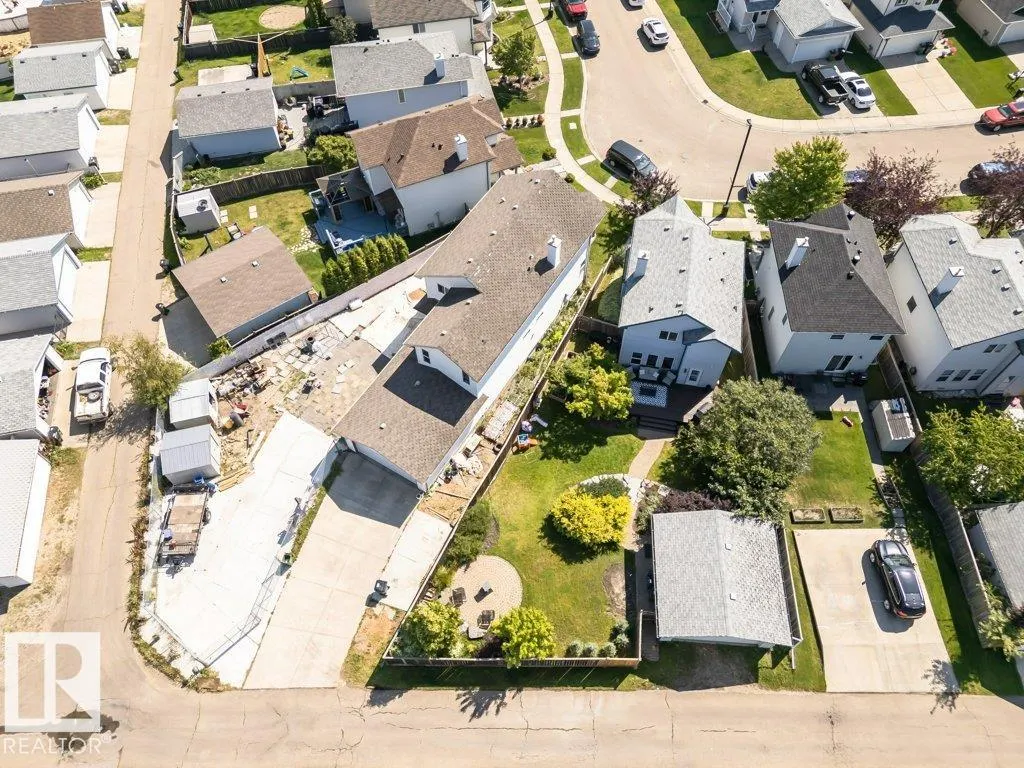 643 Windross Crescent