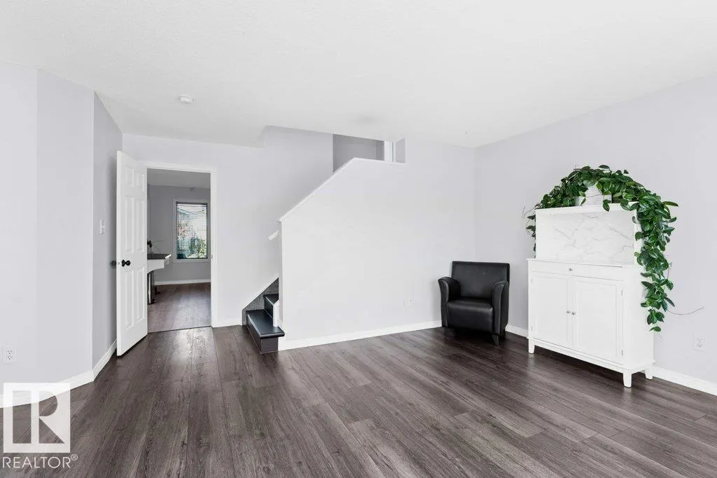 643 Windross Crescent