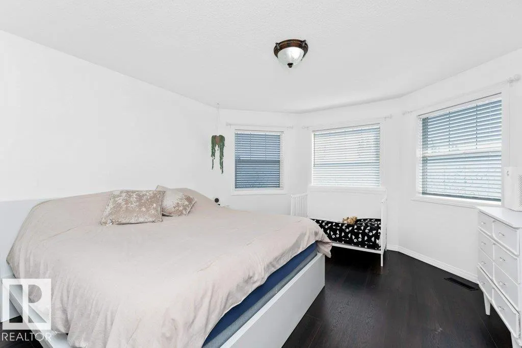 643 Windross Crescent