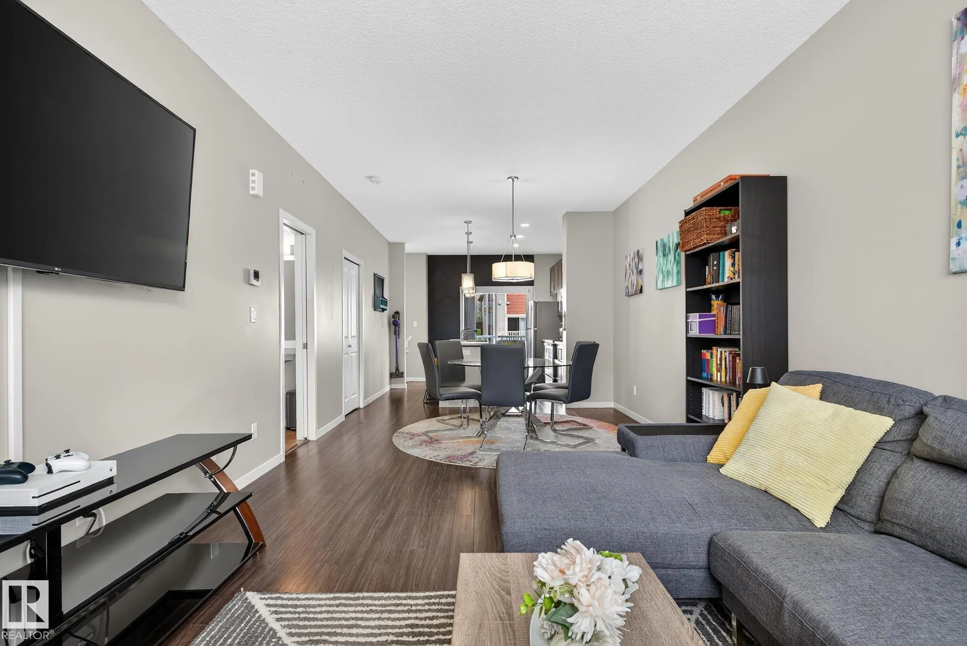 320 SECORD Boulevard