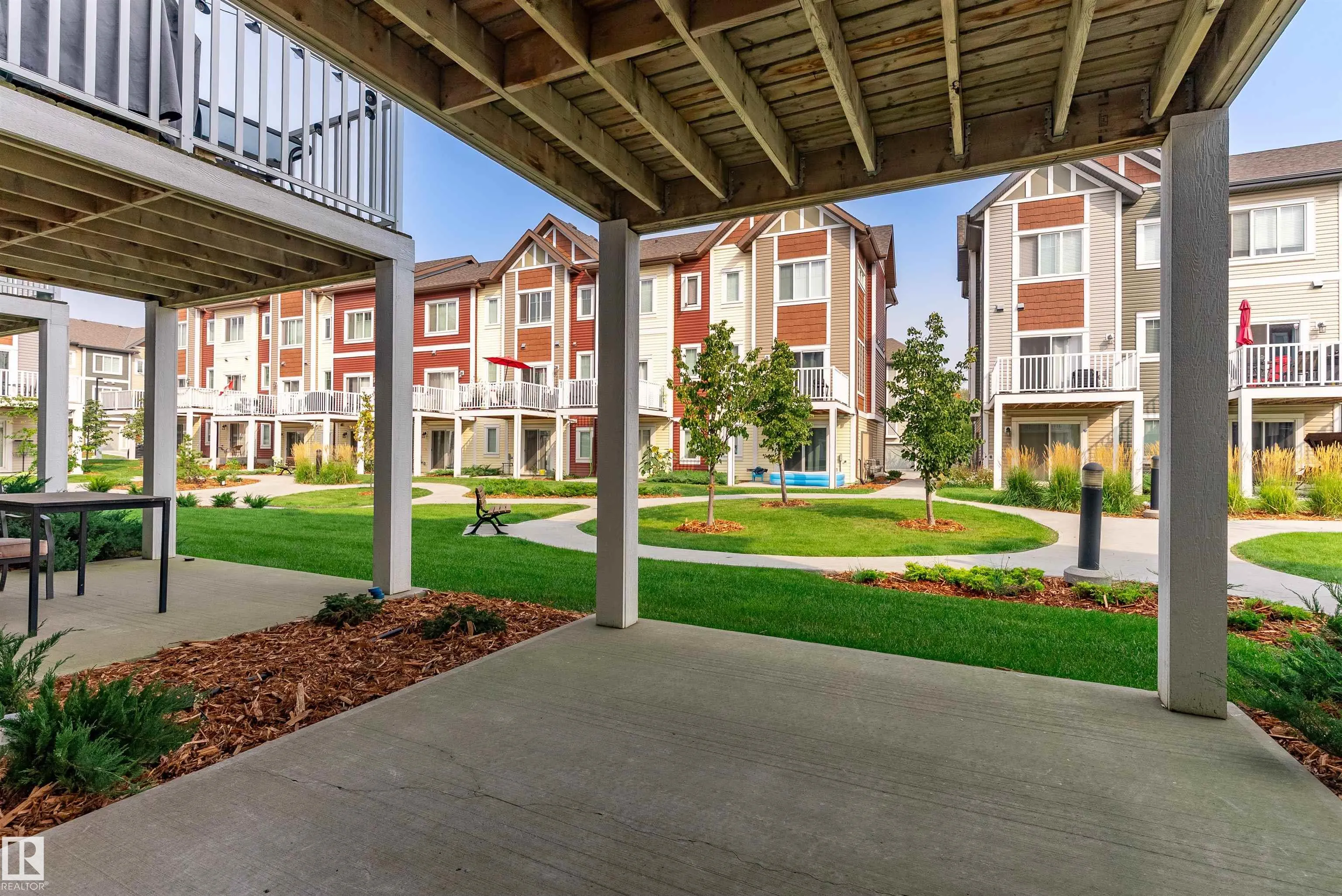 320 SECORD Boulevard