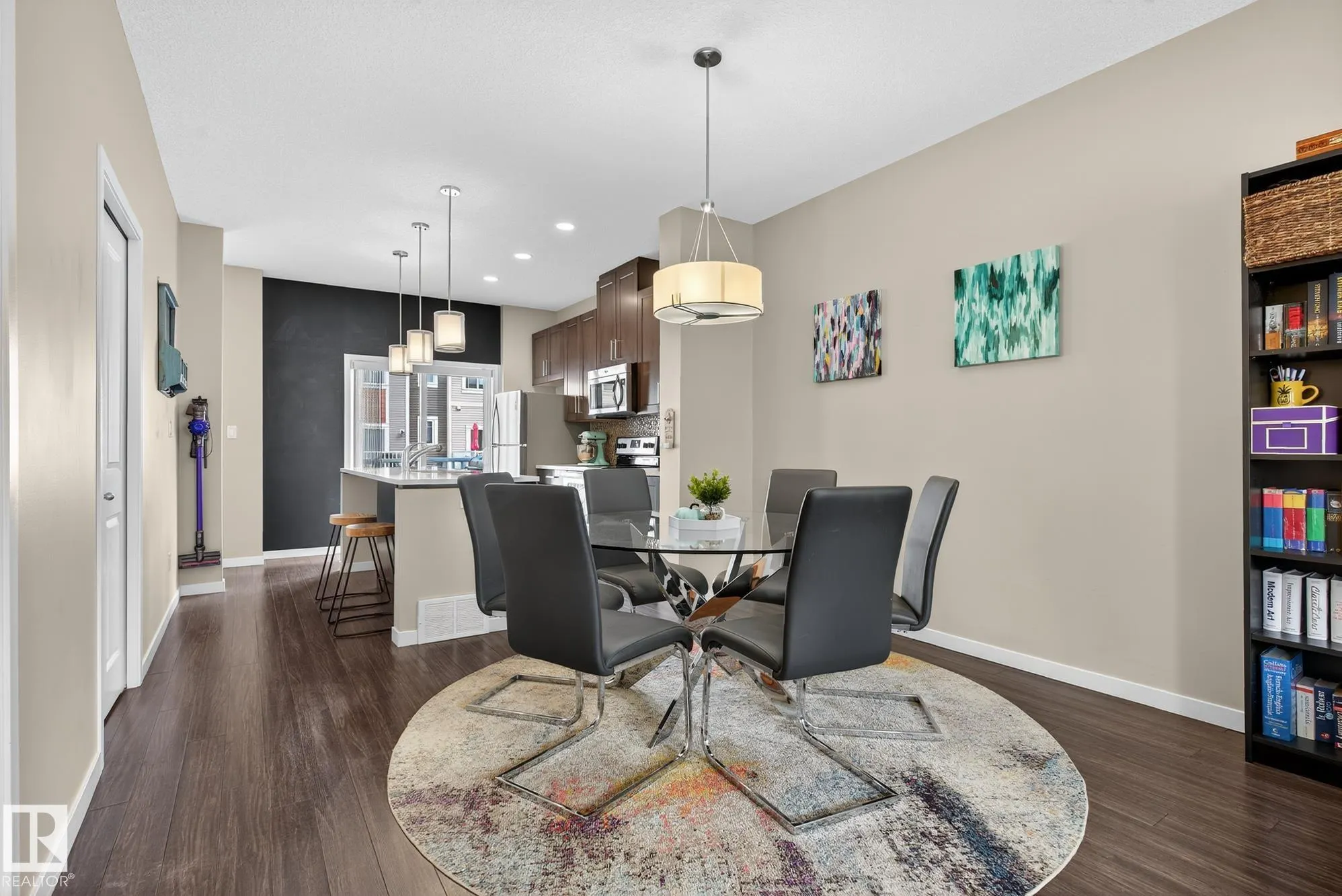 320 SECORD Boulevard