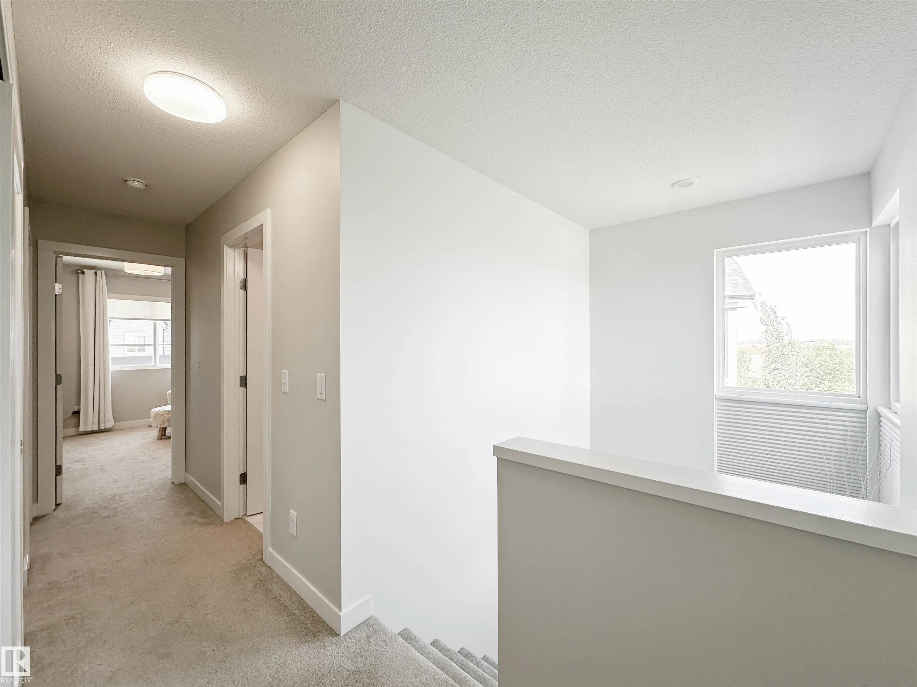 100 JENSEN LAKES Boulevard