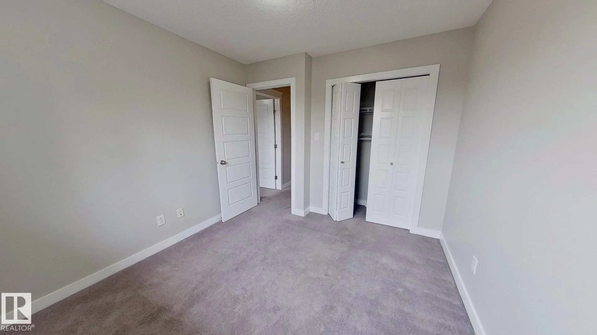 5828 65 Street