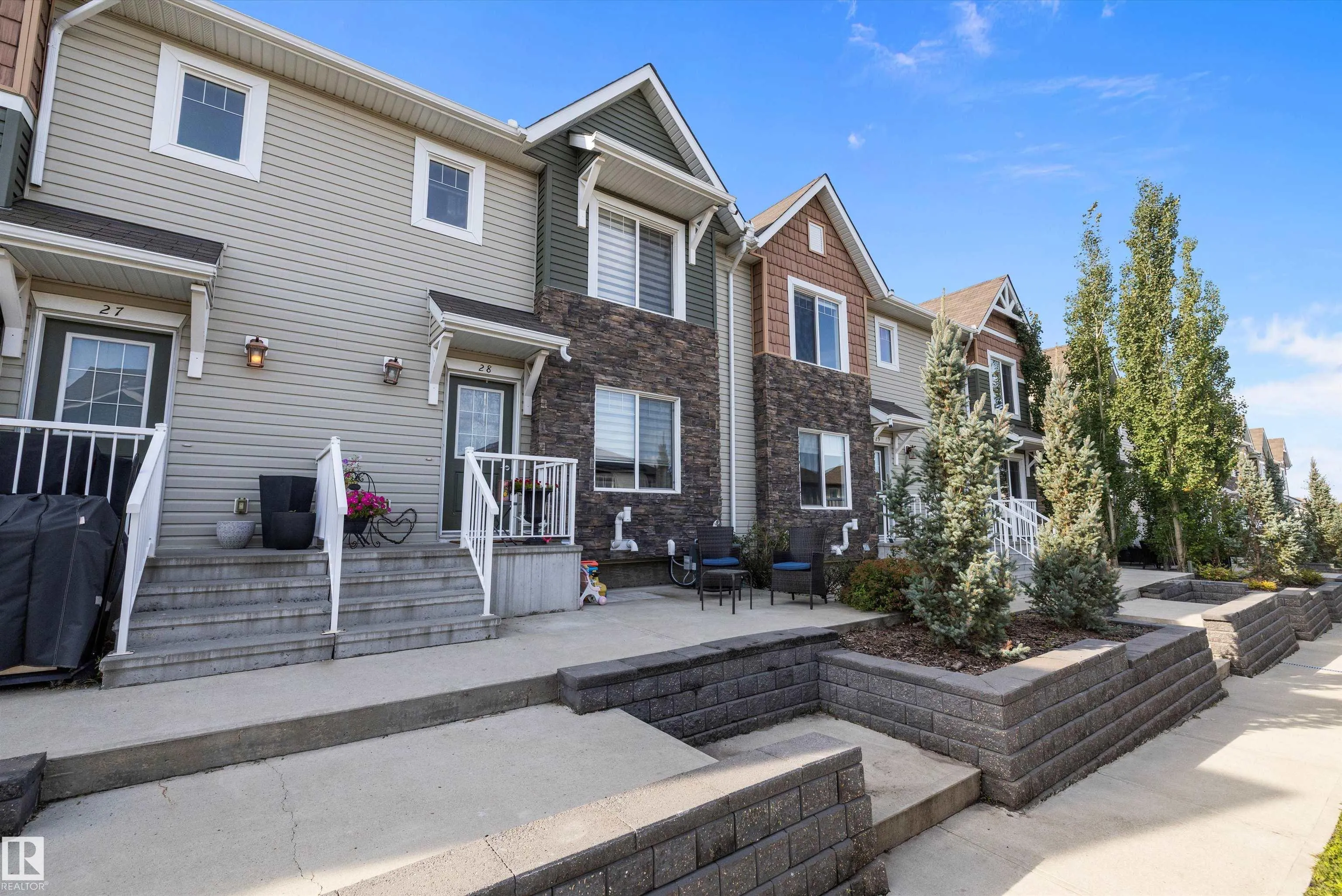 #28 2922 Maple Way